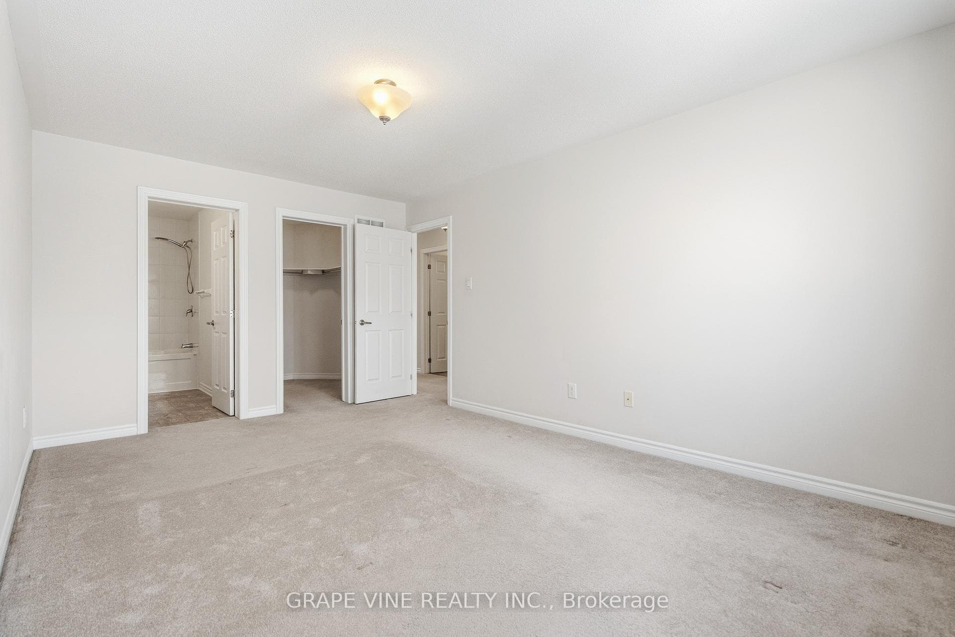 582 Meadowcreek Circle photo 23