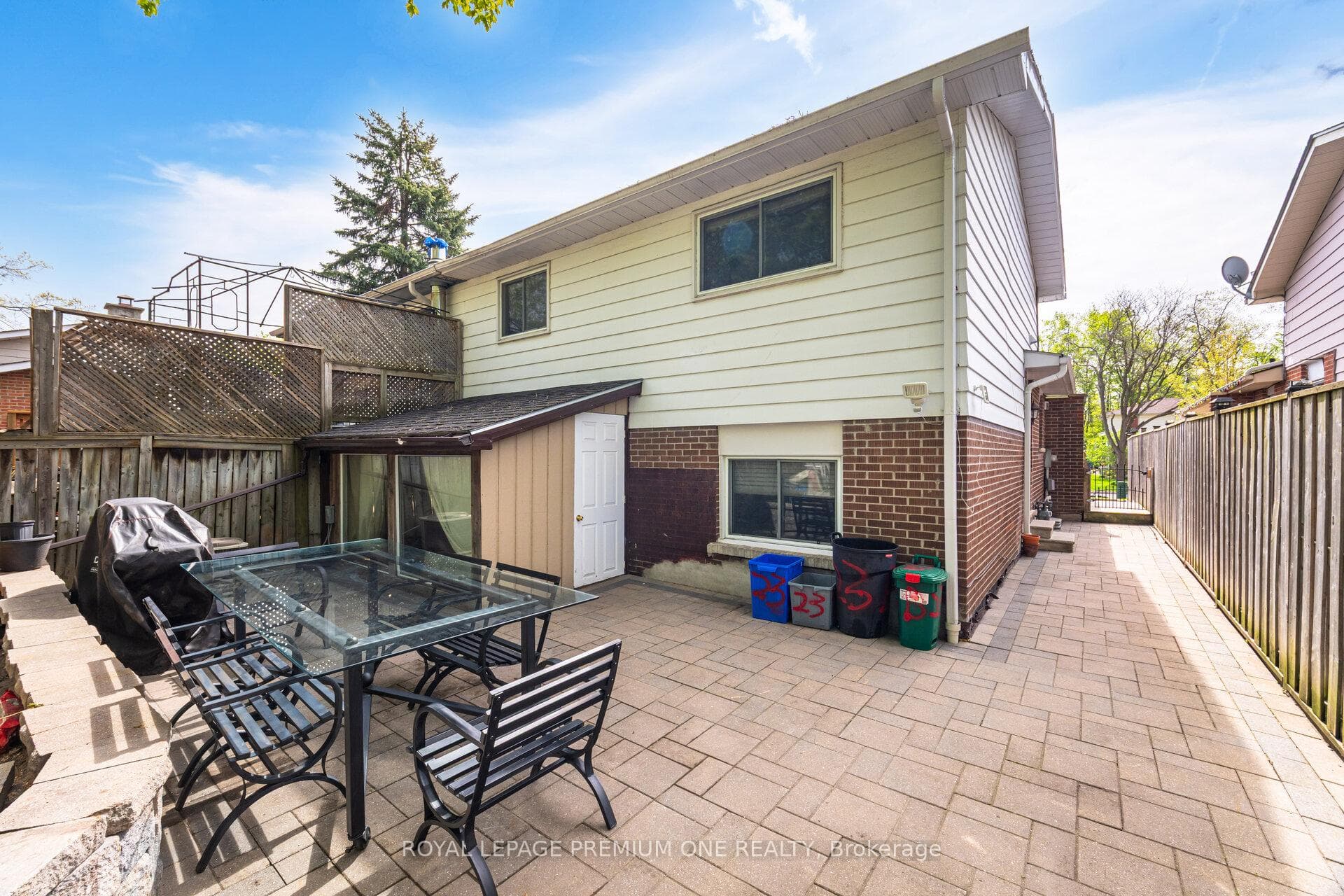23 Ashdale Court photo 45