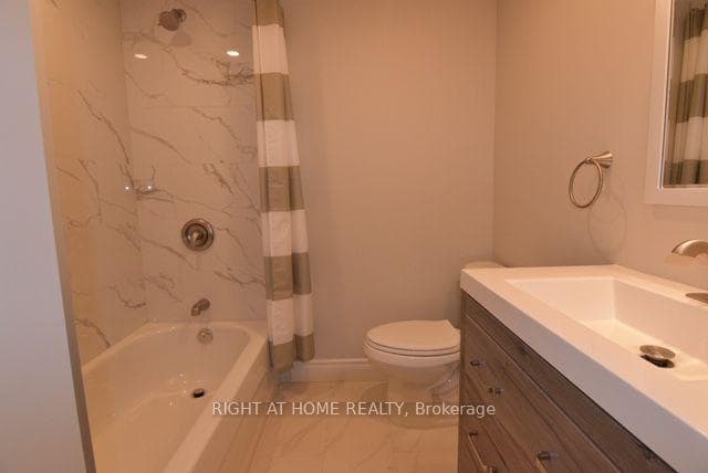 9 Elnathan Crescent Unit Bsmt photo 11