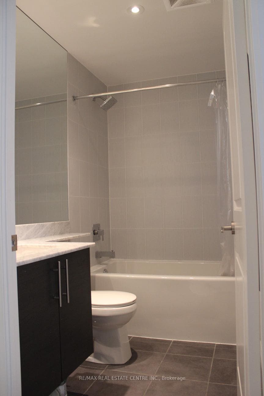 85 East Liberty Street Unit 1811 photo 9