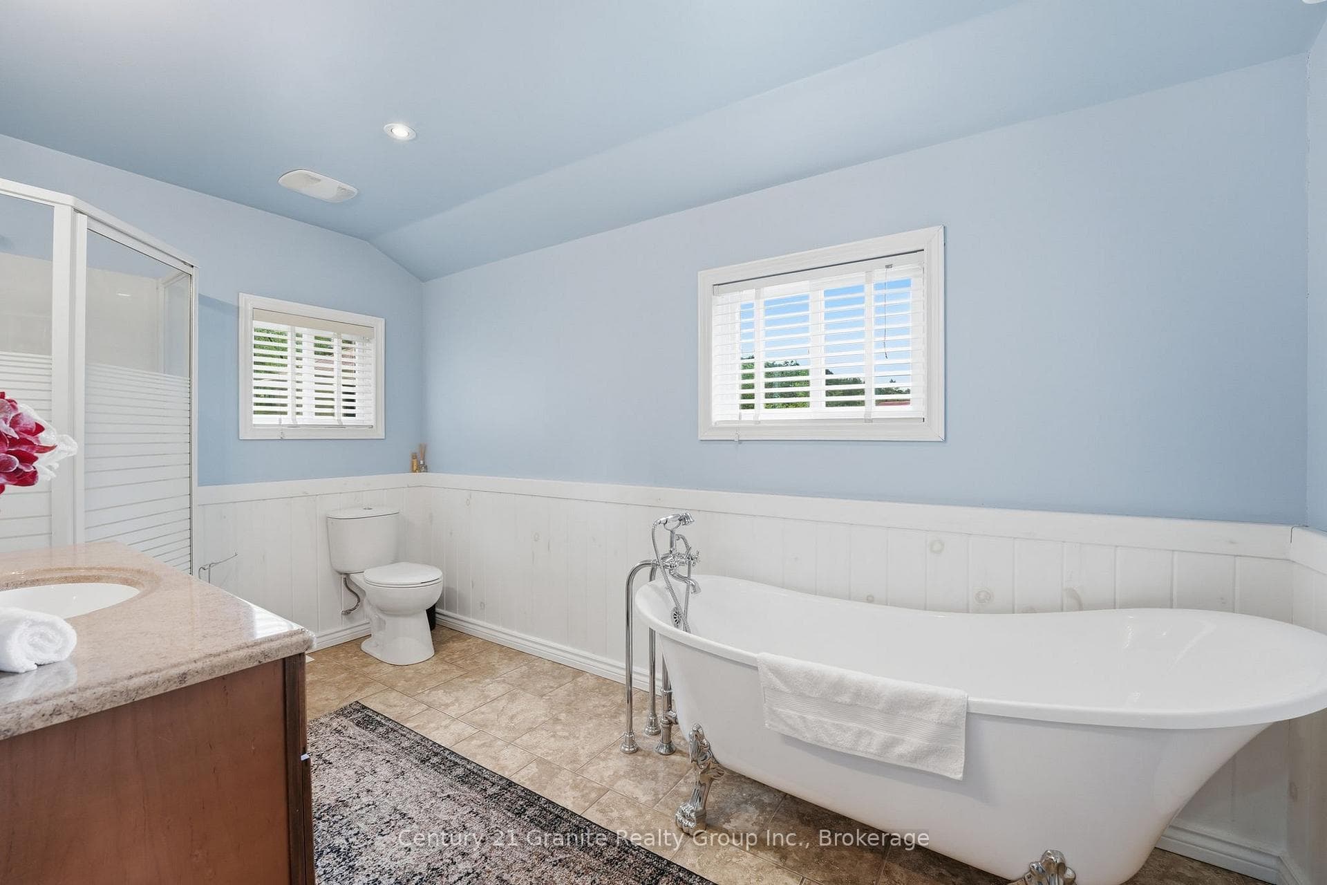 1742 Rose Island Road photo 16