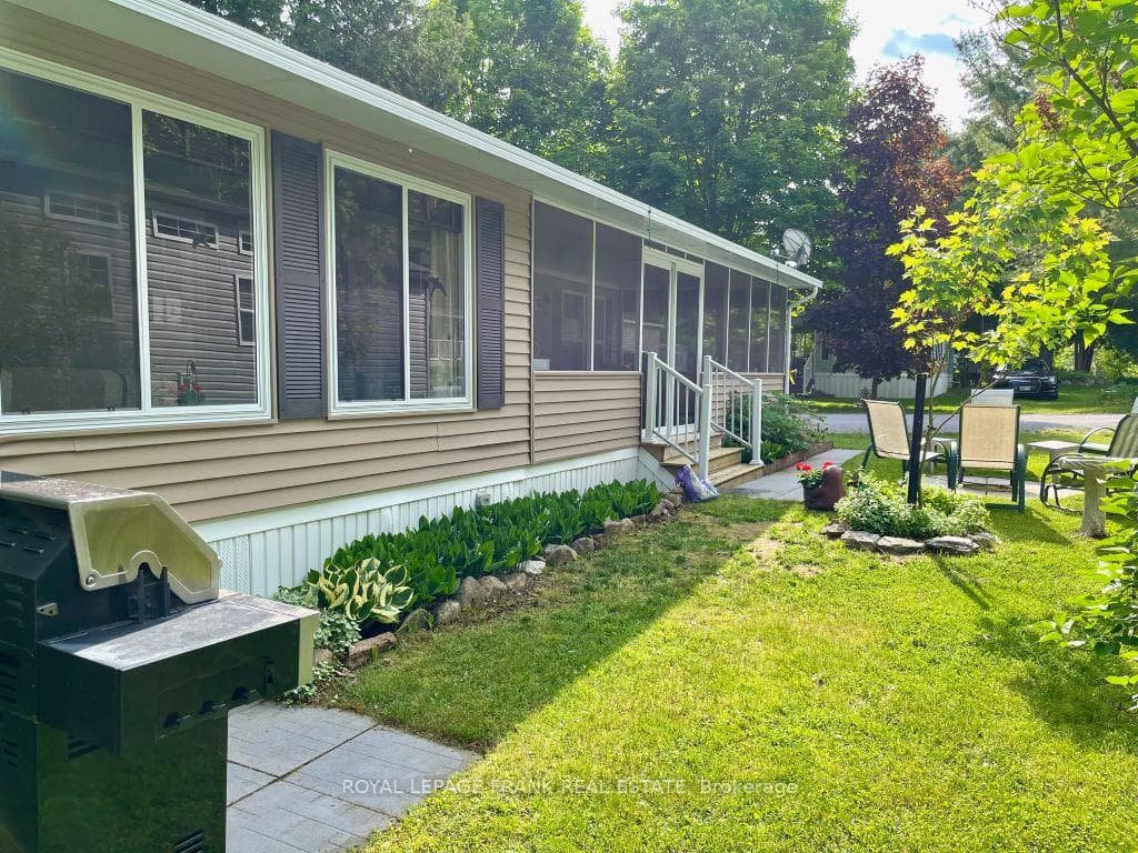 2560 Westview Road Unit 14 photo 21