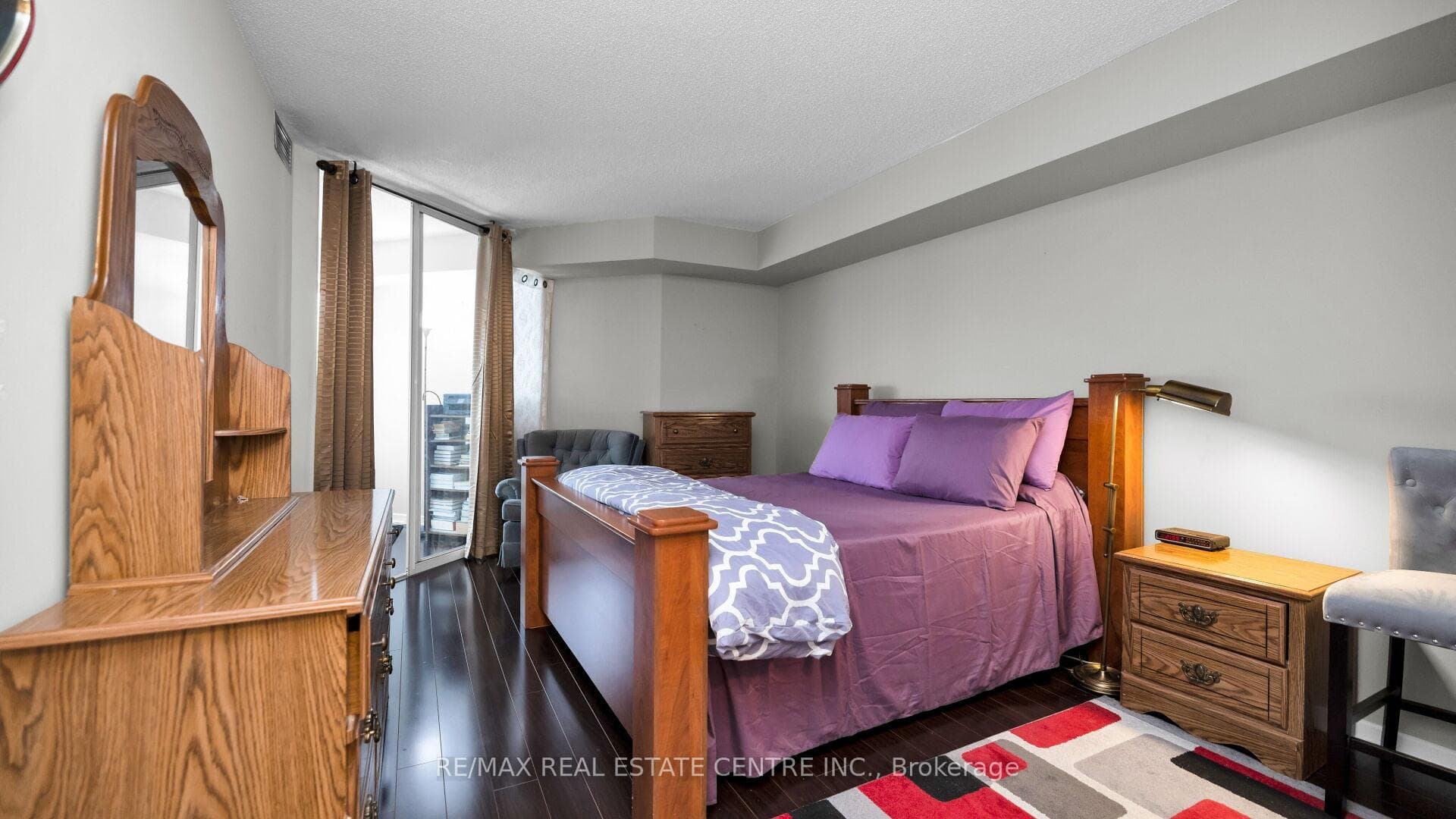 26 Hanover Road Unit 803 photo 25