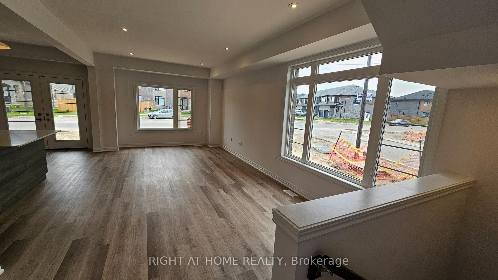 448 Blackburn Drive Unit 1 photo 5