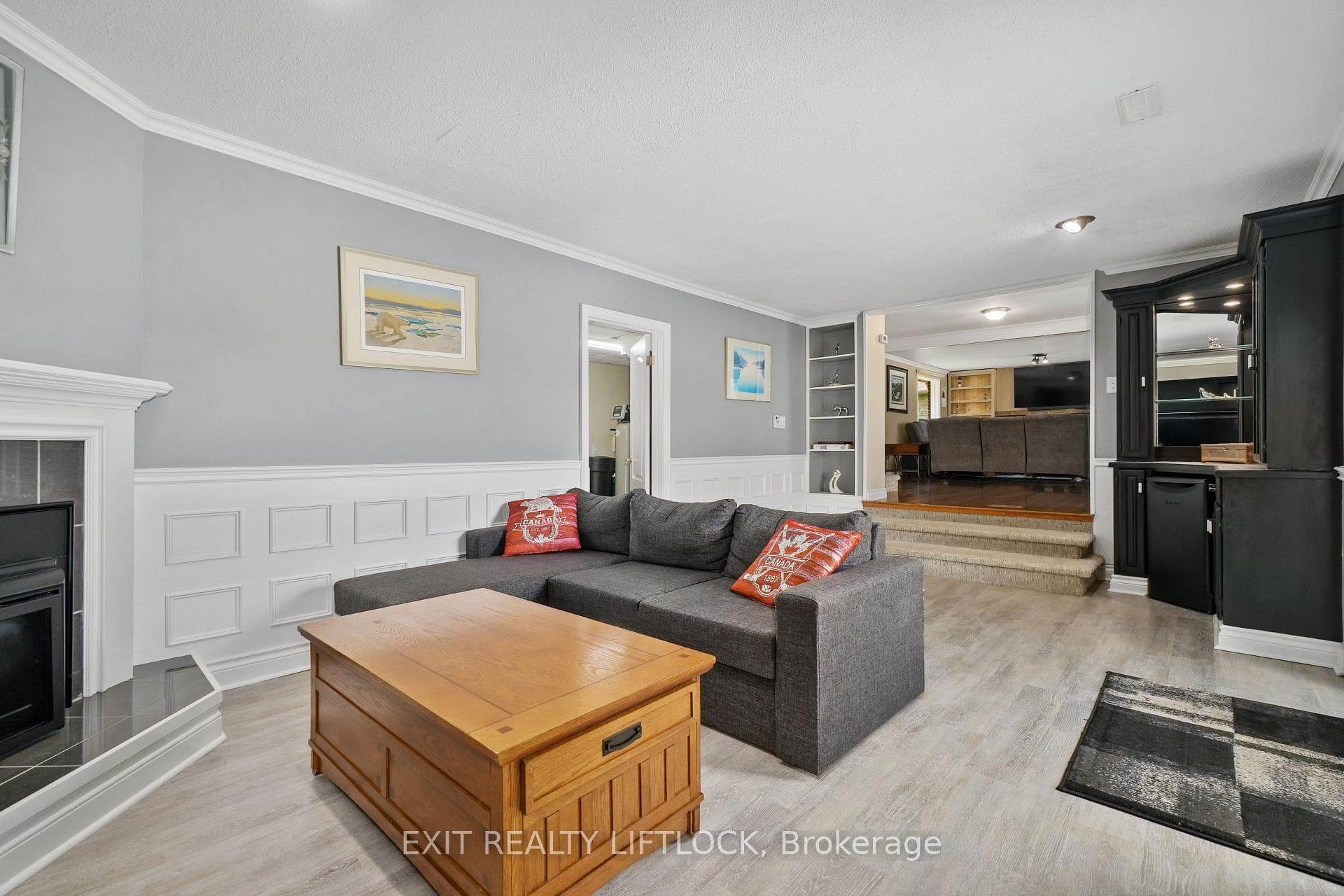 25 Edgewater Drive photo 23