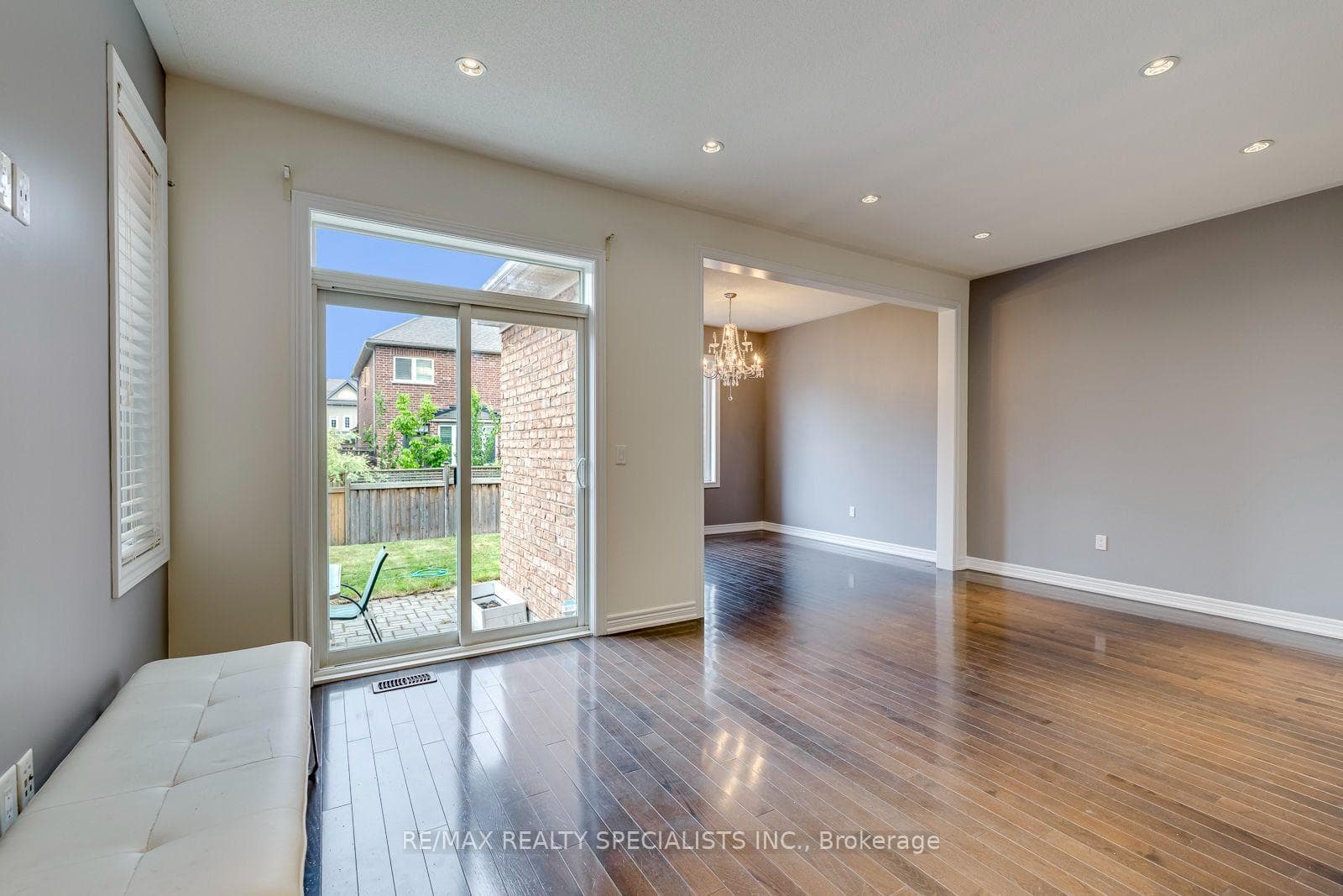20 Wellman Crescent photo 14