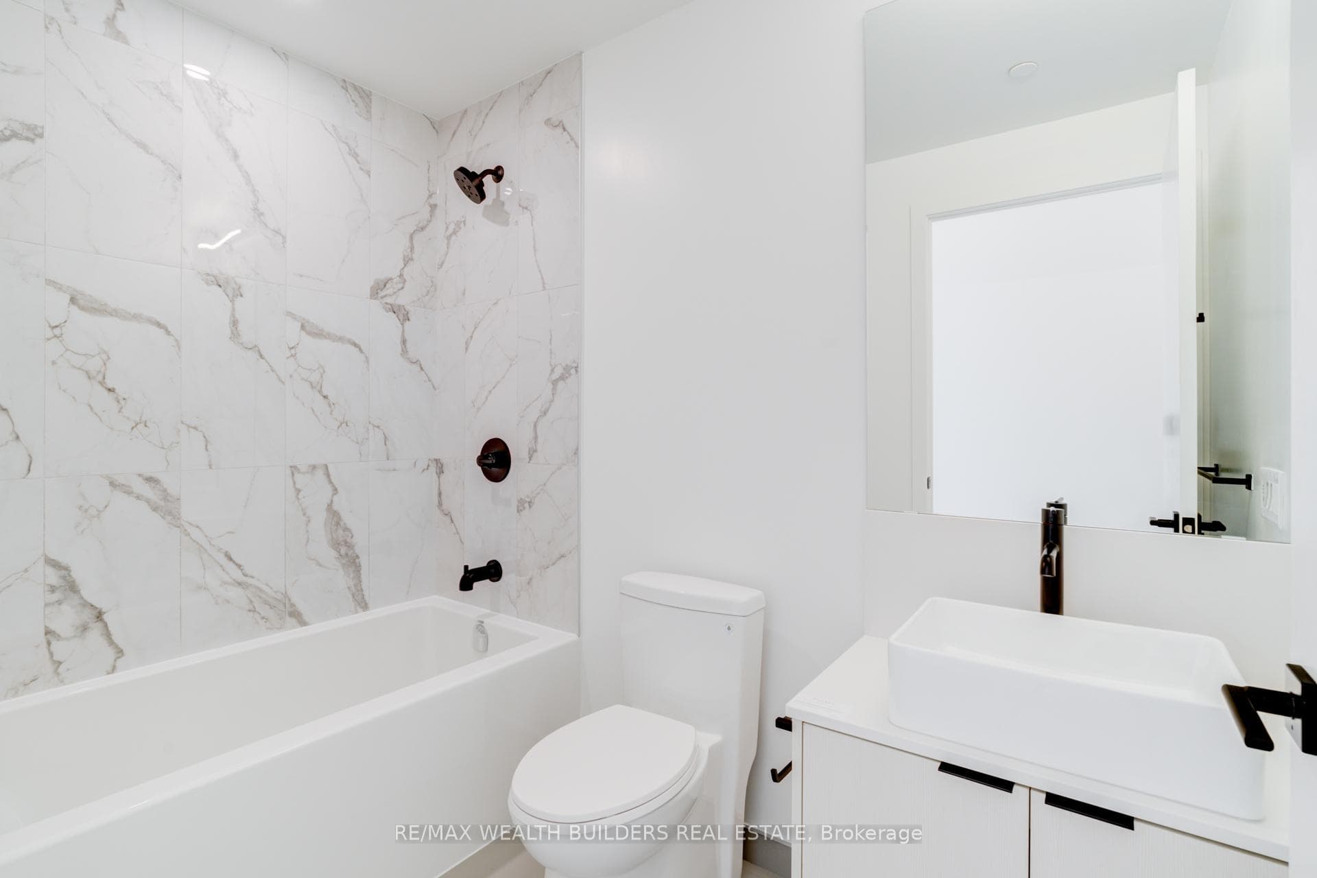 1285 Dupont Street Unit 1204 photo 17