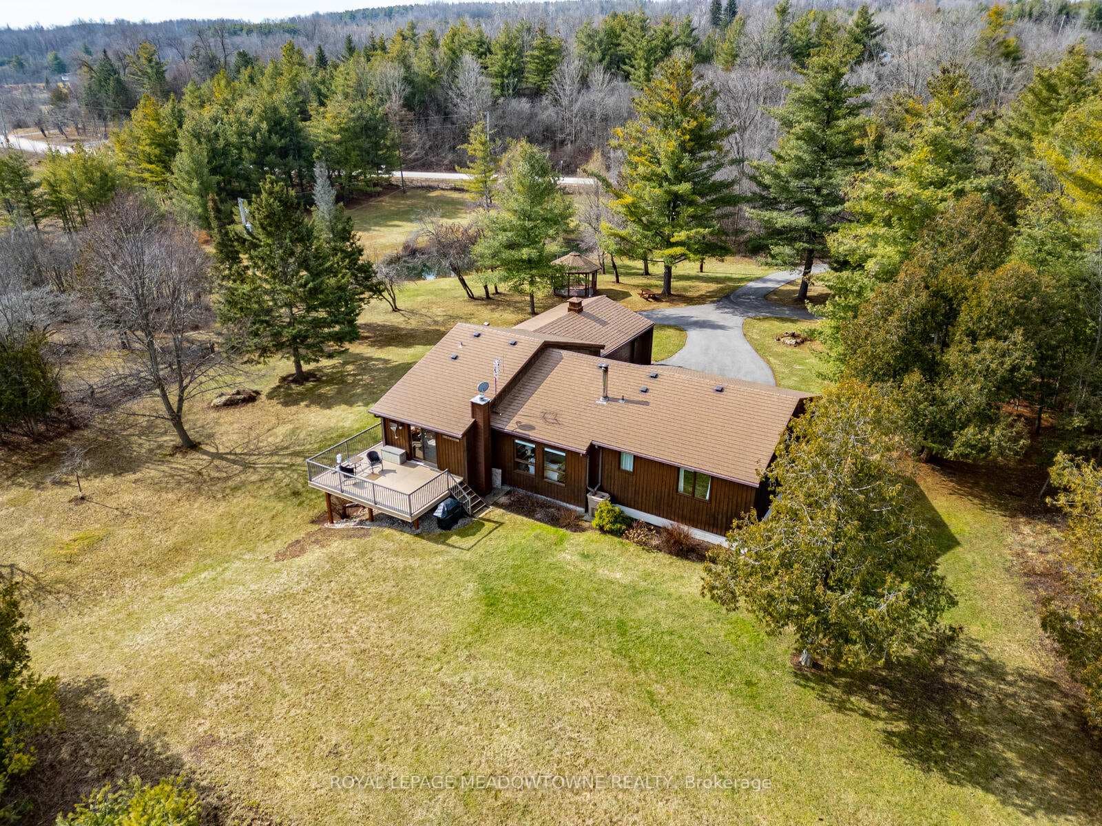 13551 Tenth Line photo 36