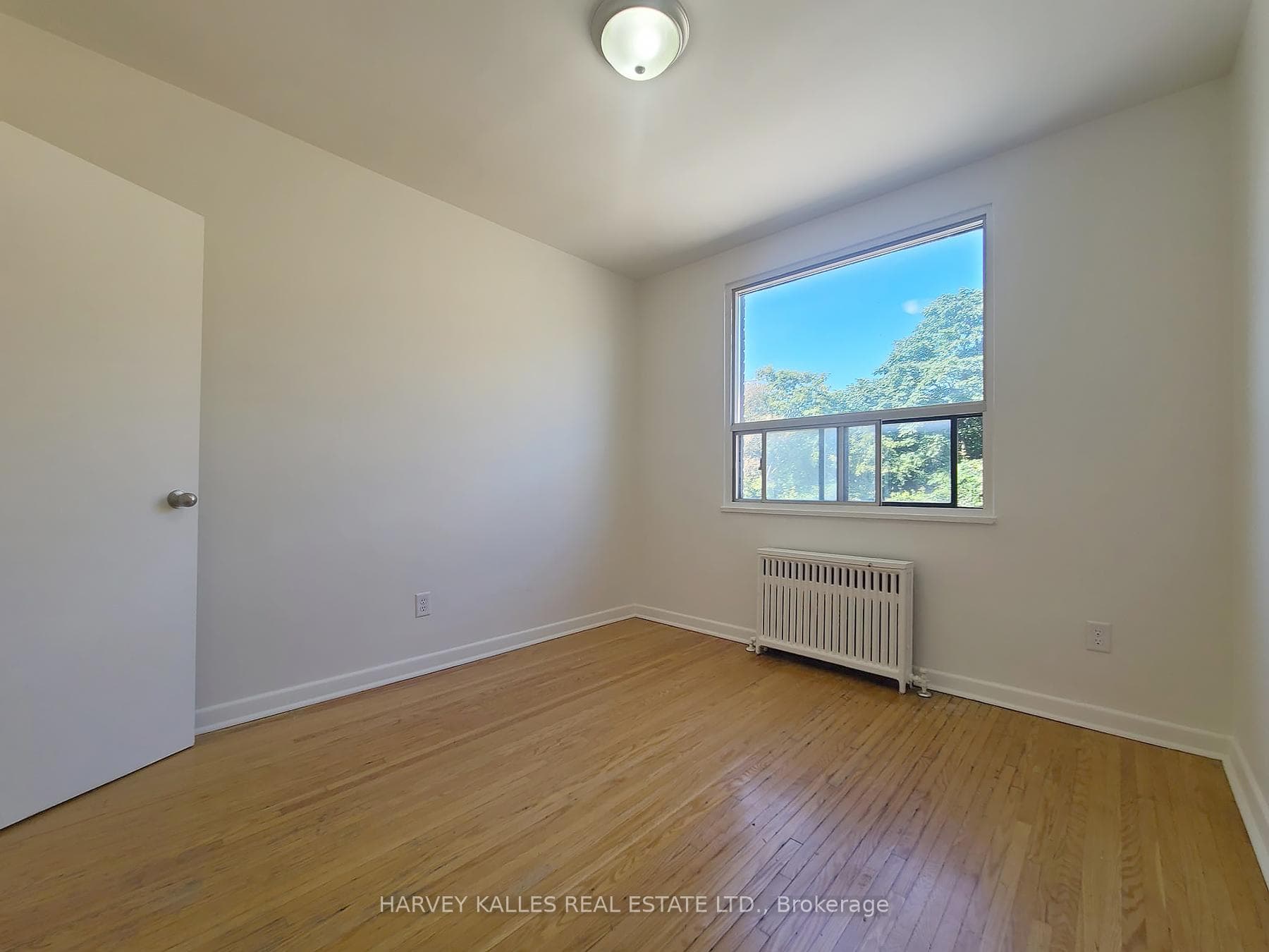 500 Gilbert Avenue Unit 310 photo 9