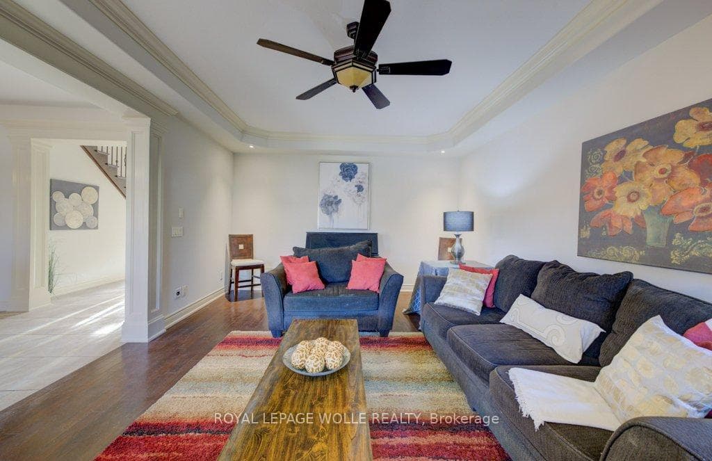 6379 Christopher Crescent photo 21