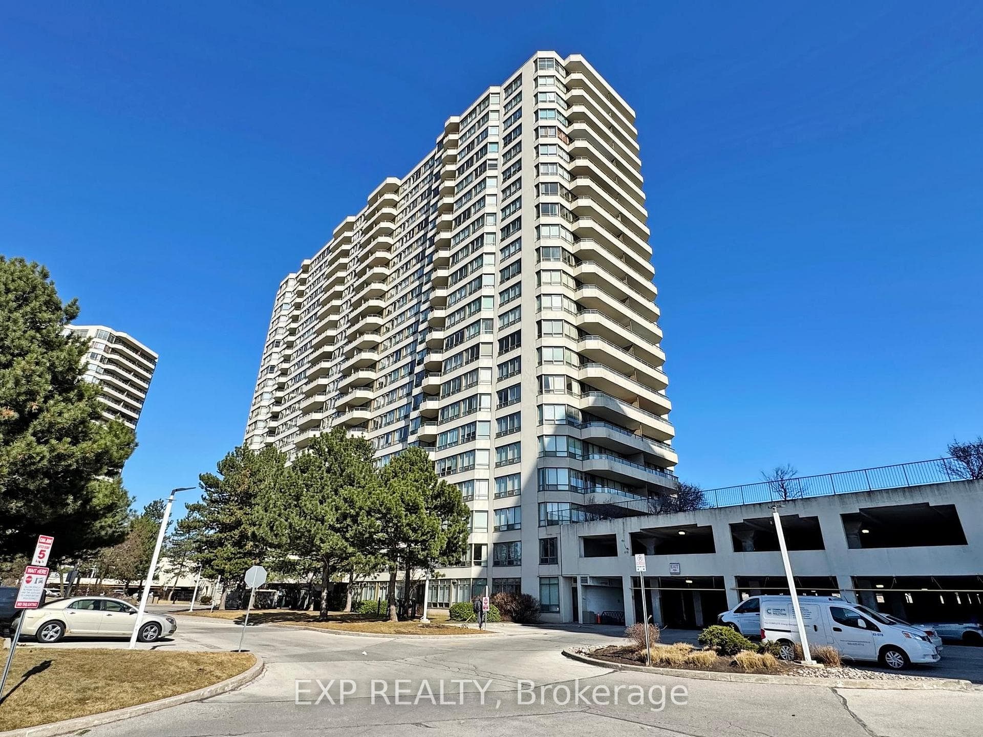 3 Greystone Walk Drive Unit 822 photo 1