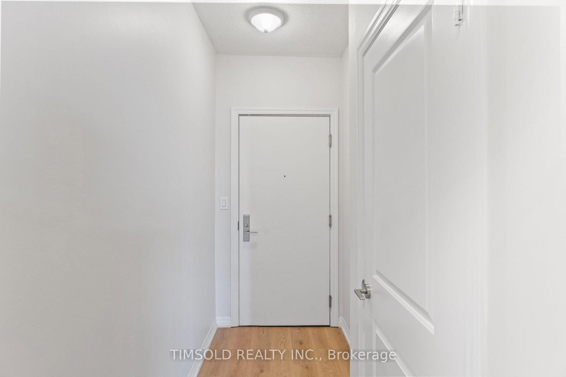 30 Herons Hill Way Unit 2501 photo 4