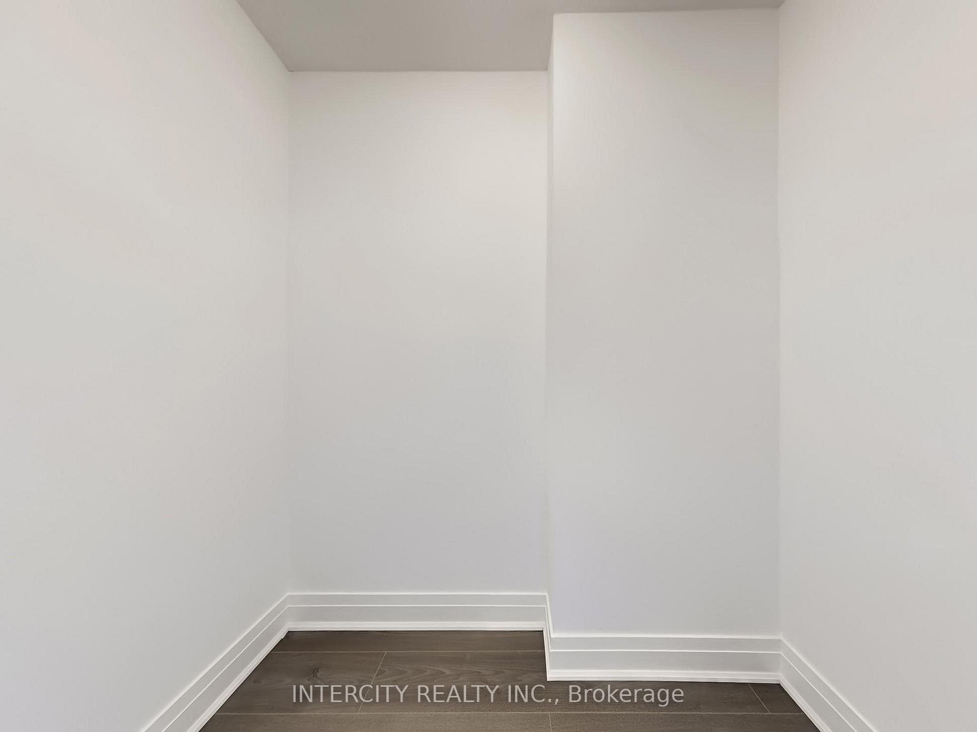 700 Sheppard Avenue Unit 707 photo 33