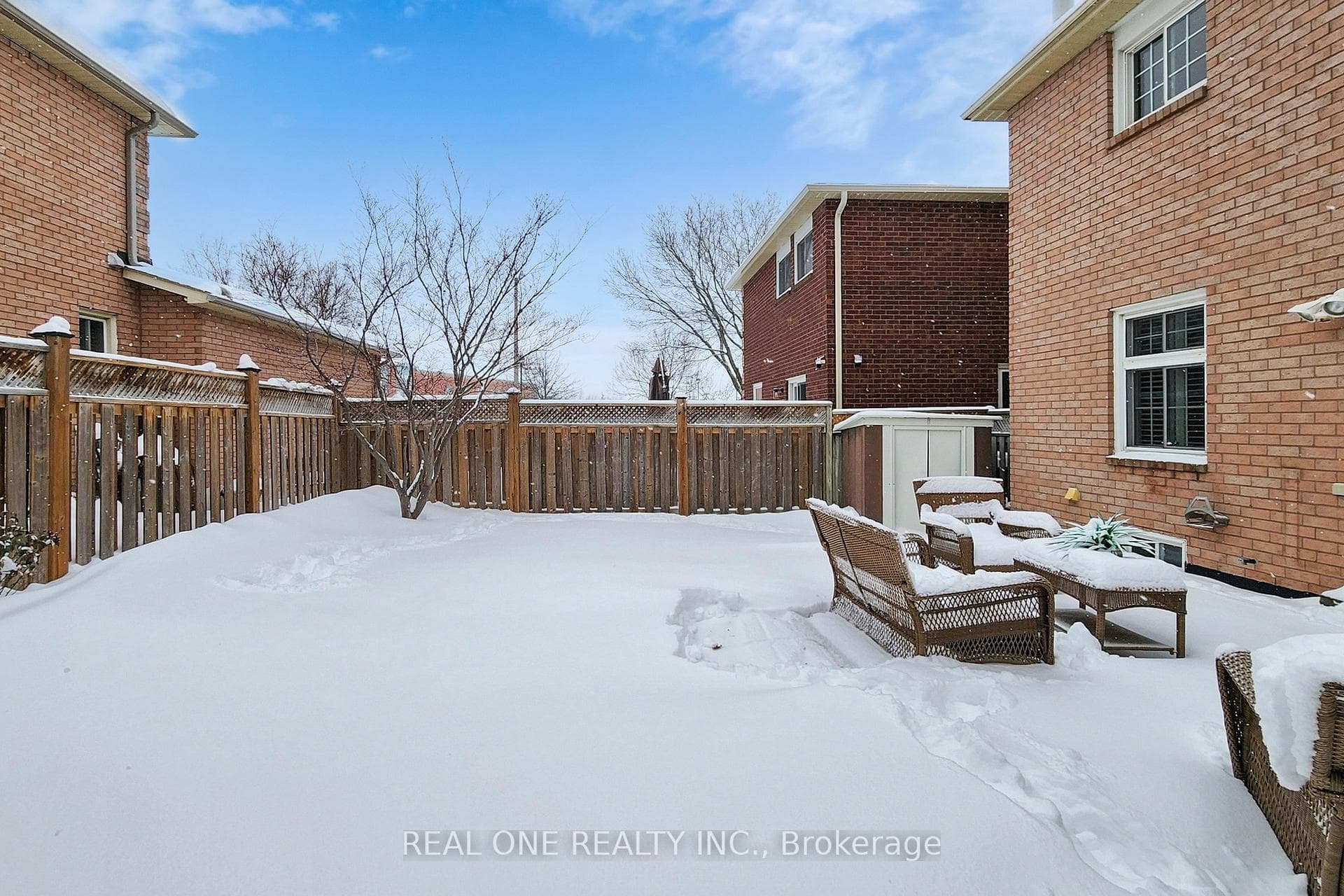 10 Squire Drive photo 49