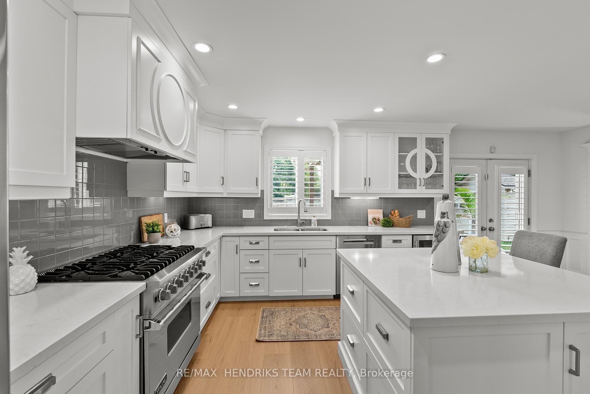 8087 Beaver Glen Drive photo 13
