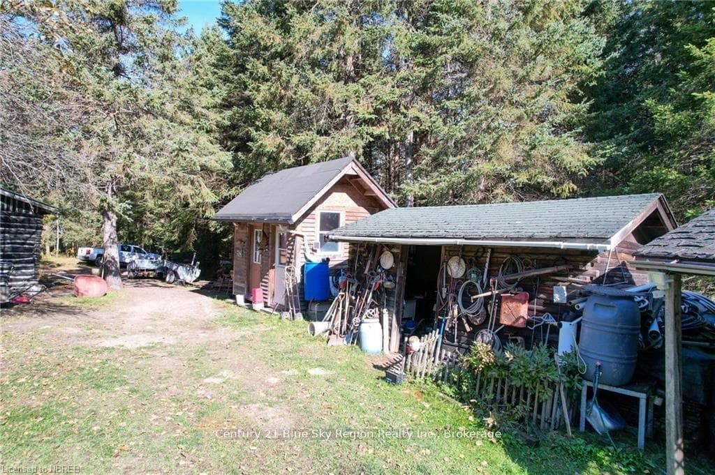 1772 LEIGHTON Road photo 21