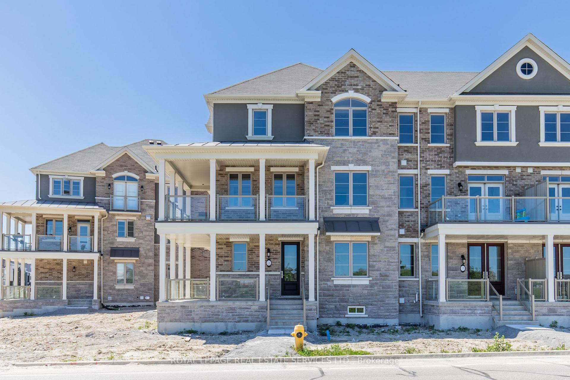 116 Cornell Centre Boulevard photo 1
