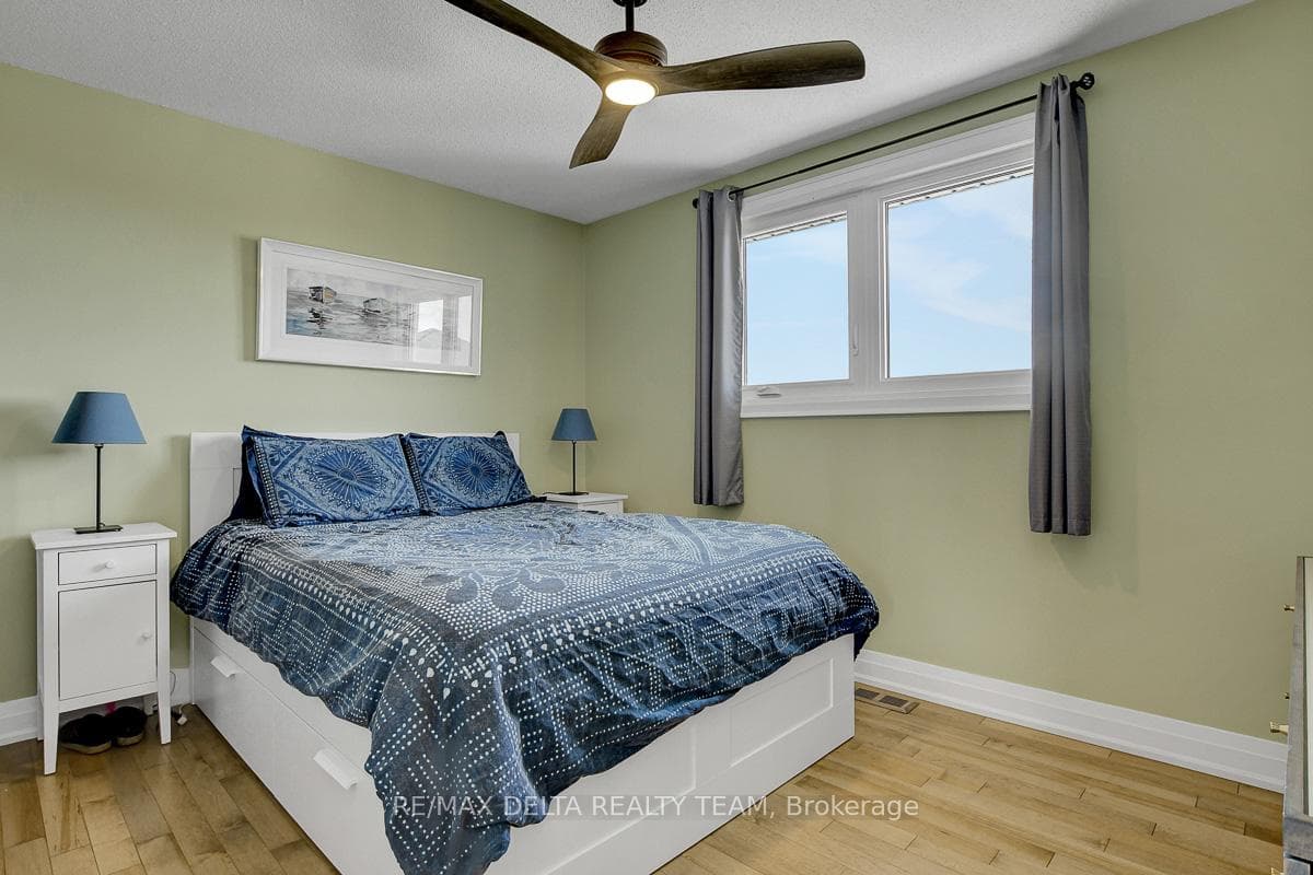 6591 Russell Road photo 18