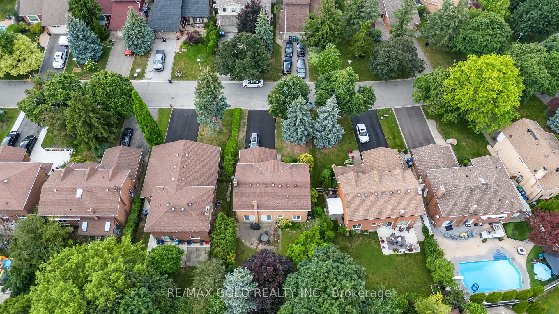 48 Maidstone Crescent photo 4