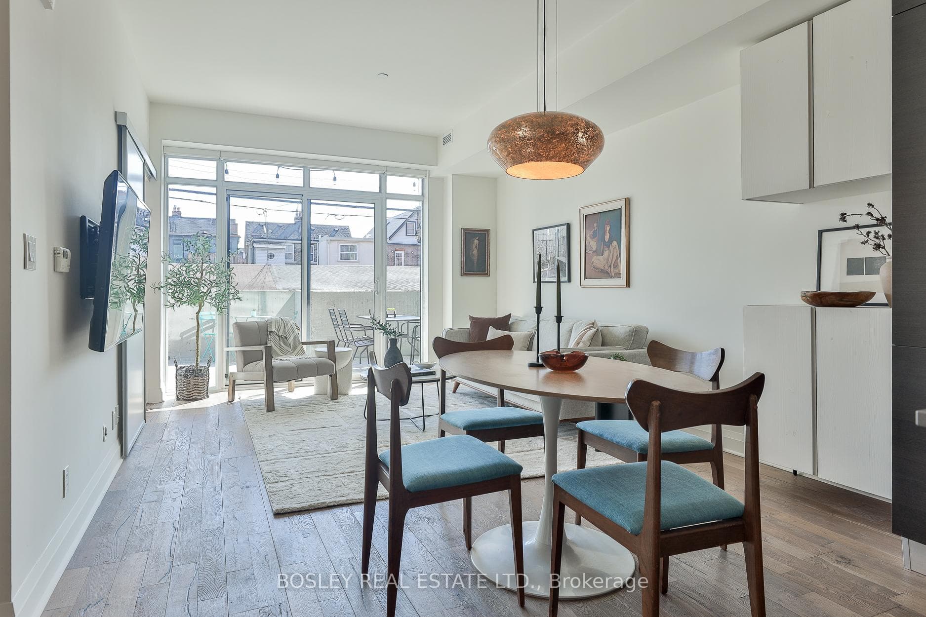 245 Perth Avenue Unit 103 photo 4