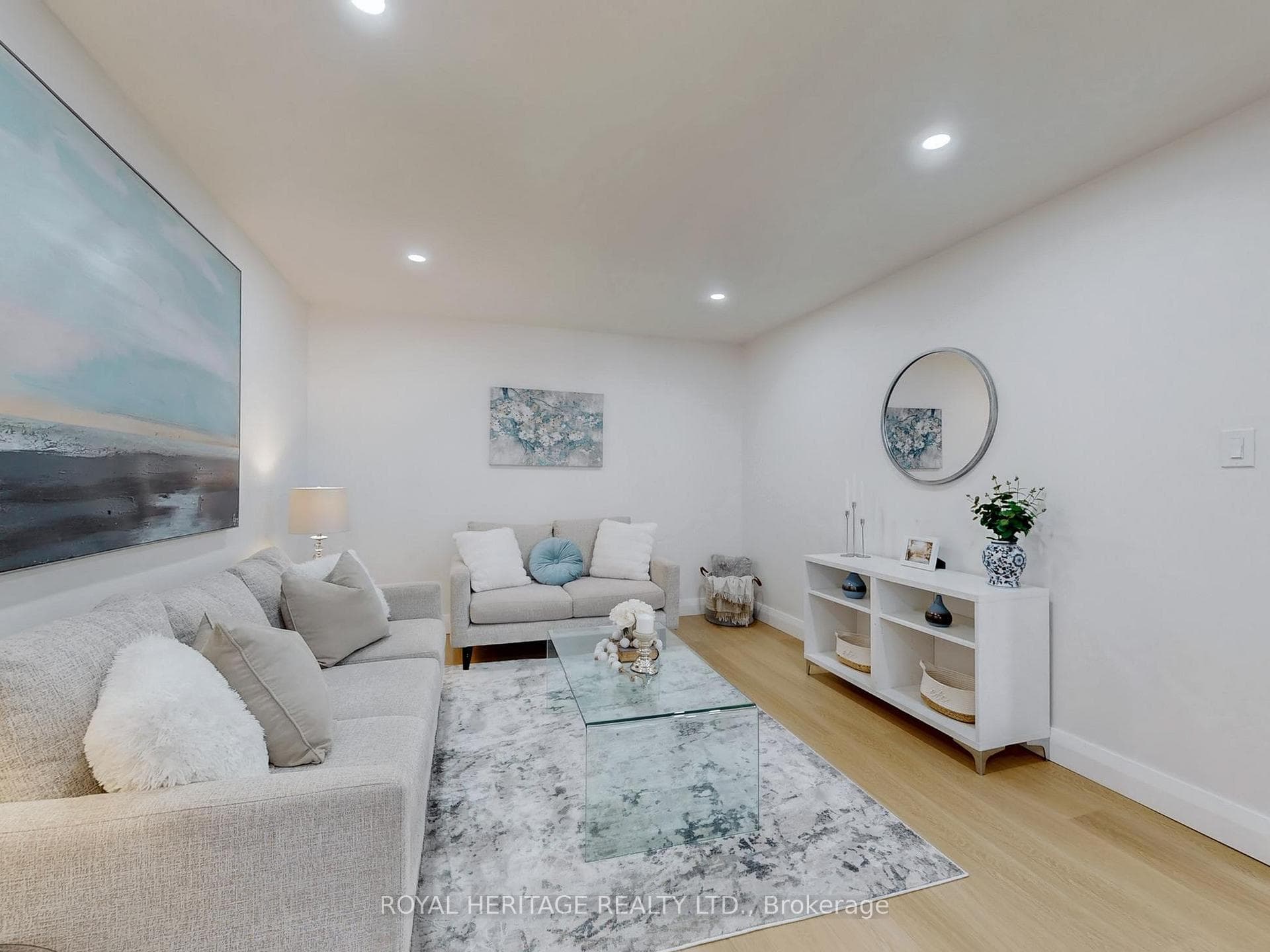 34 Barbour Crescent photo 3