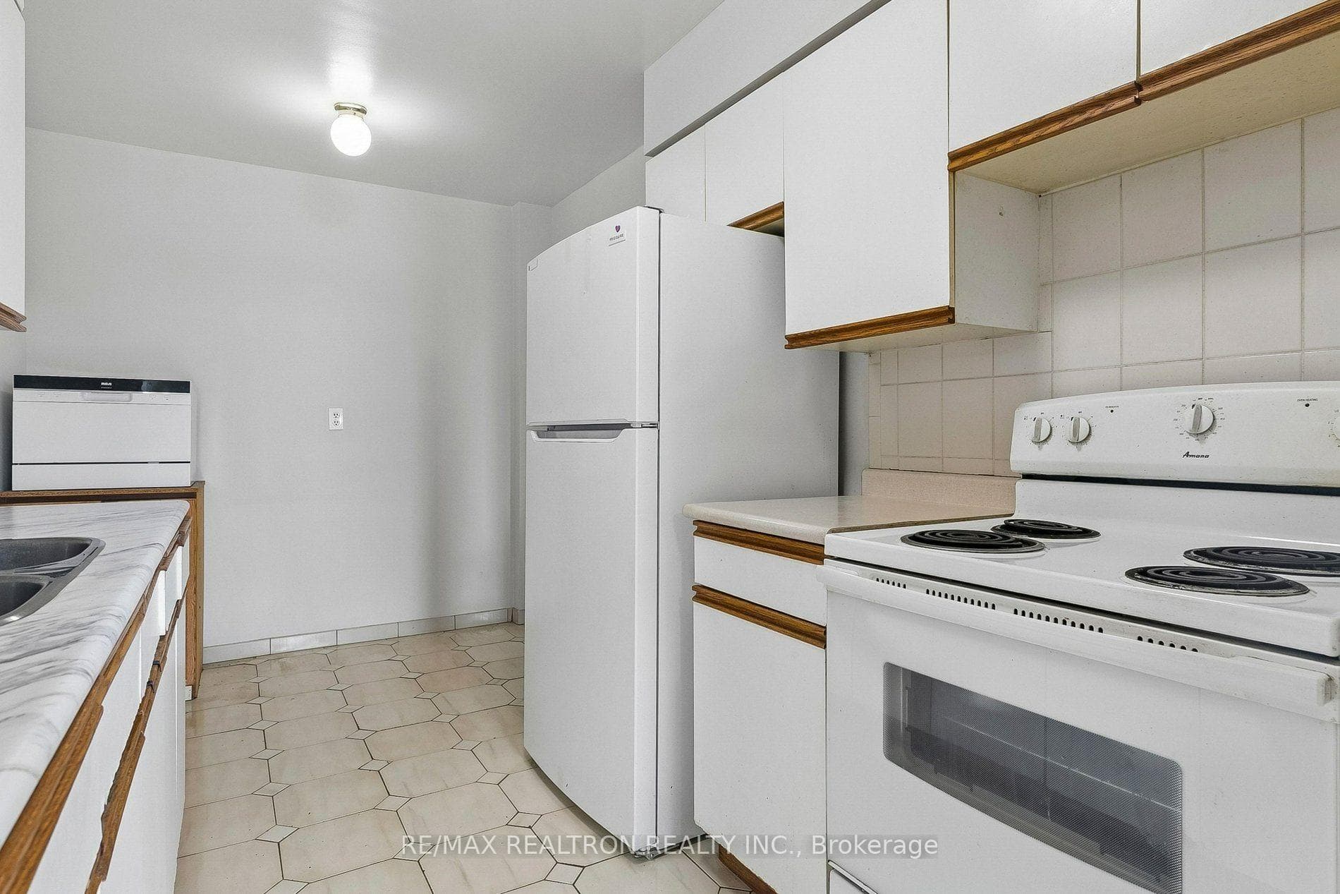 101 Prudential Drive Unit 205 photo 25