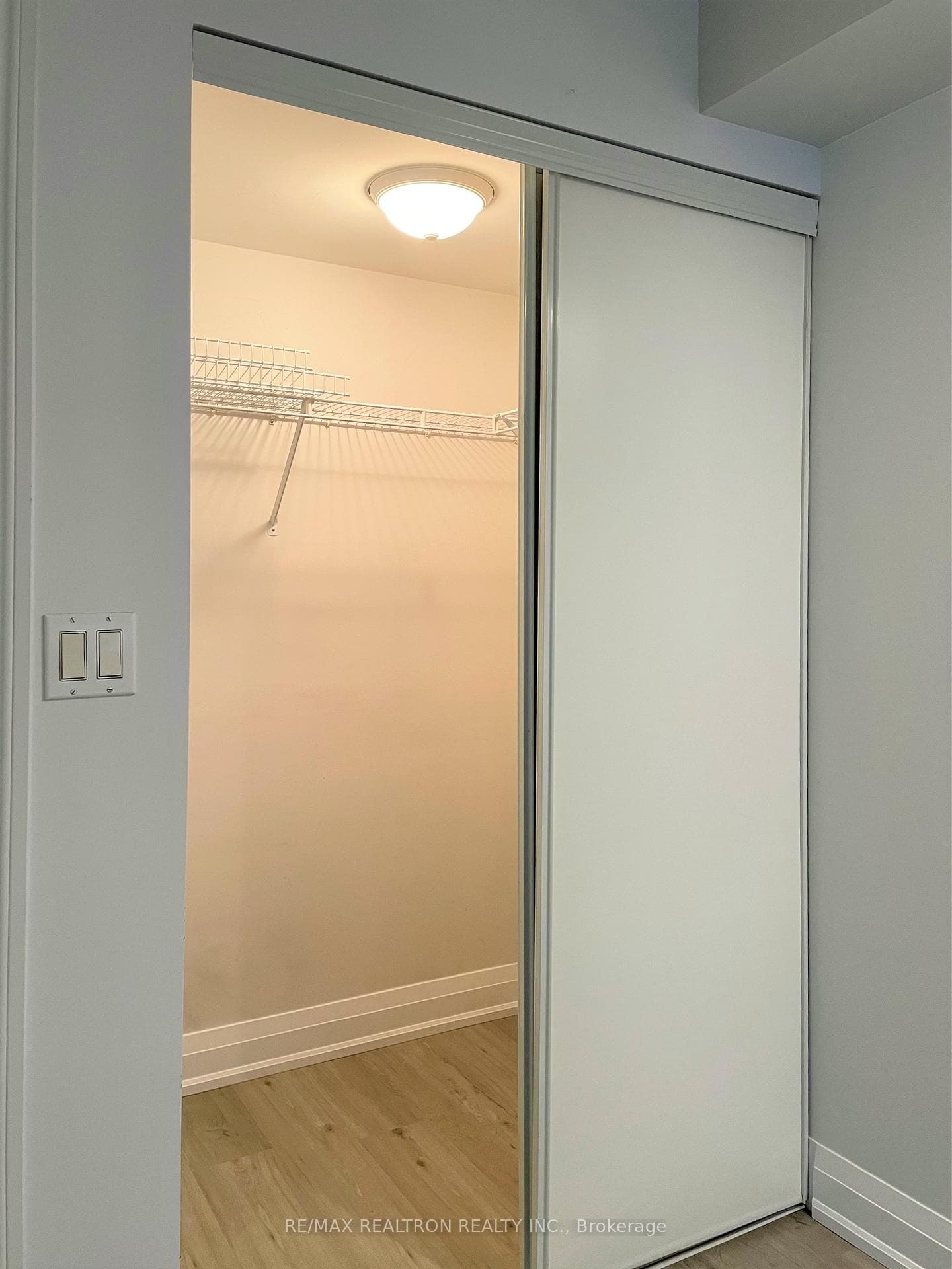 761 Bay Street Unit 306 photo 11
