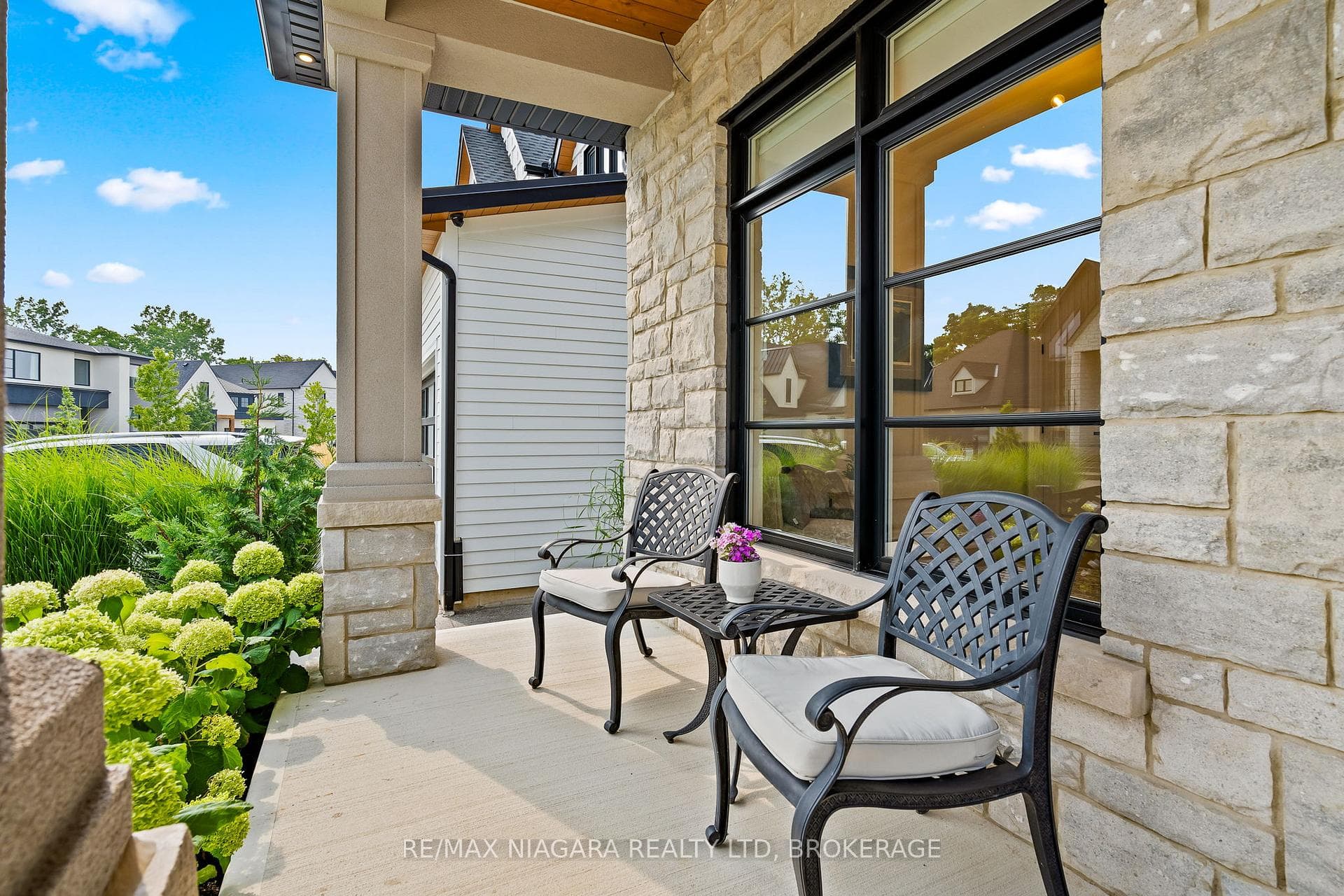 107 Millpond Road photo 4
