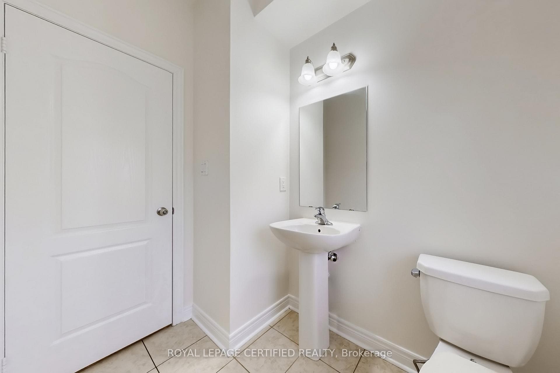 5725 Tosca Drive Unit 2 photo 17