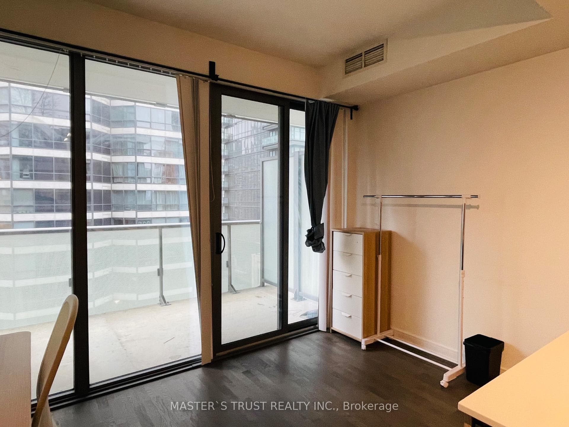 57 St Joseph Street Unit 1106 photo 7
