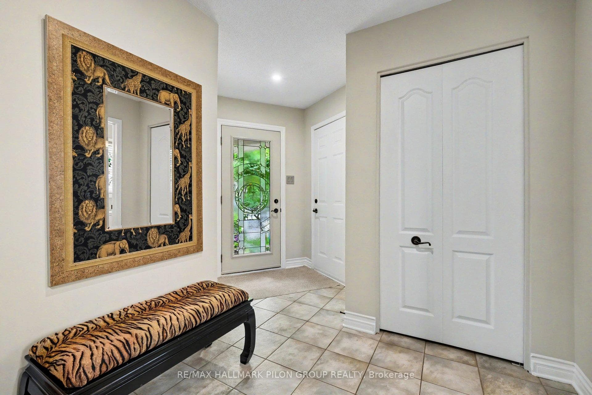 1466 Shawinigan Street photo 12