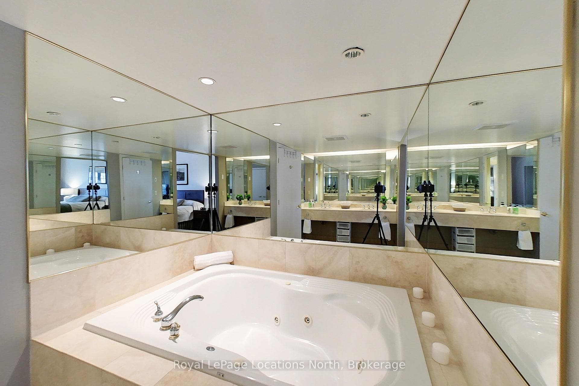 90 Highland Drive Unit 2242/2243 photo 32