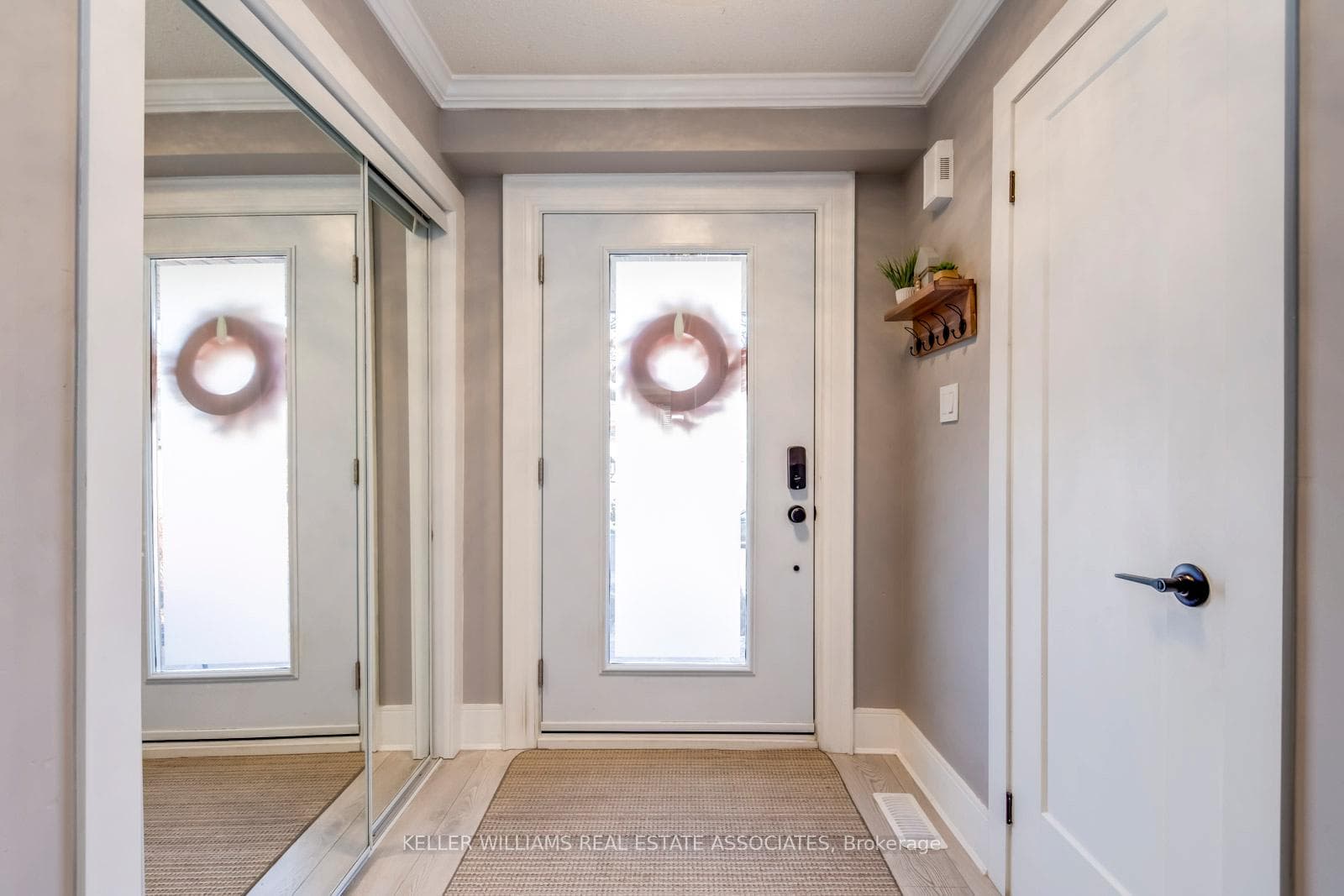 30 Poplar Plains Road photo 5