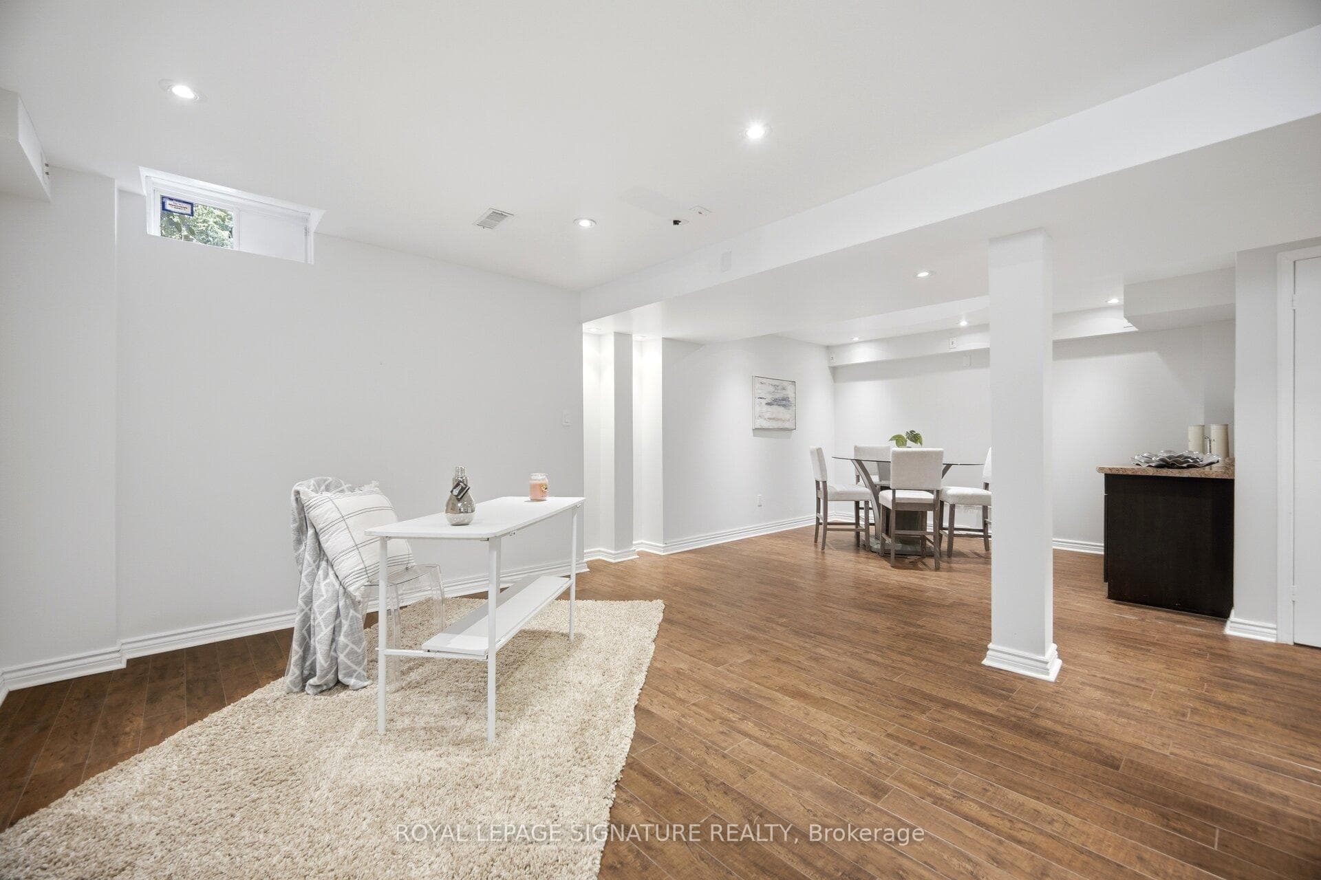 901 Knotty Pine Grove photo 36
