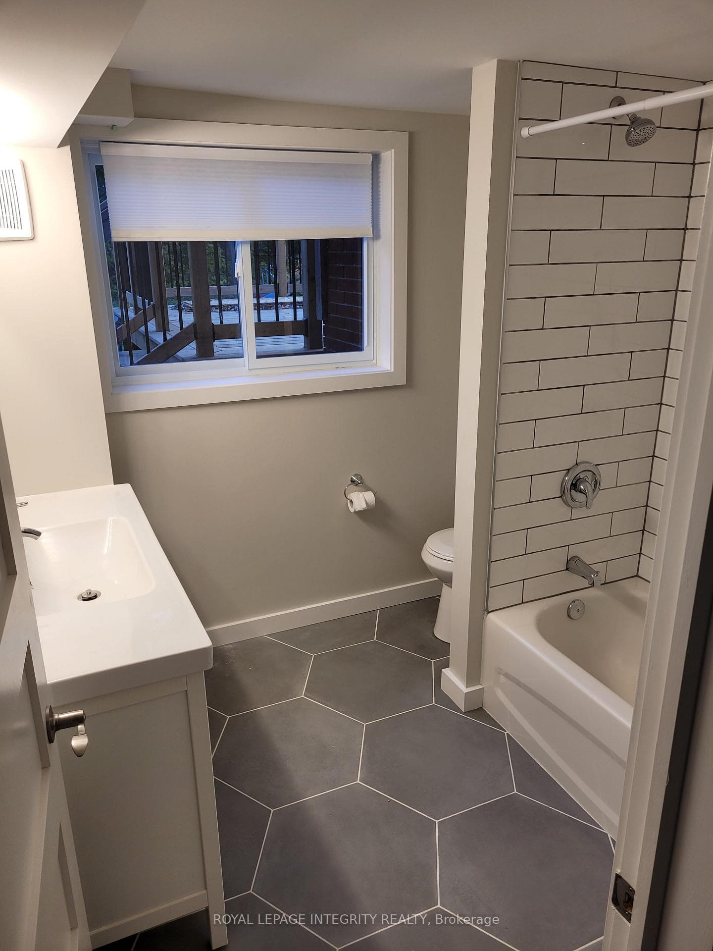 basement apartment bathroom
