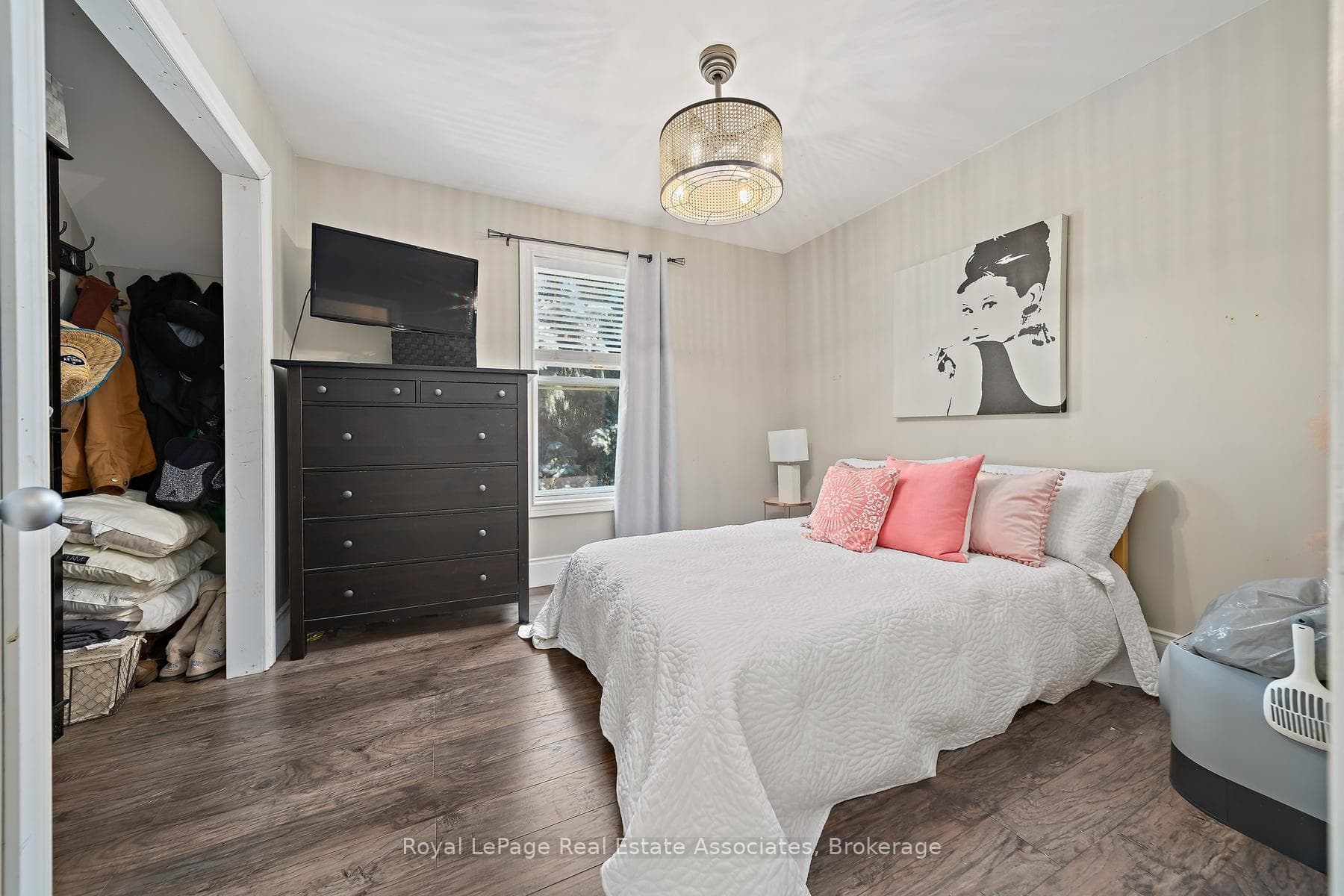 231 Arthur Street photo 30