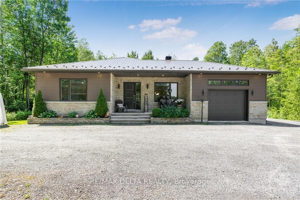 1700 STE ANNE Road photo 2
