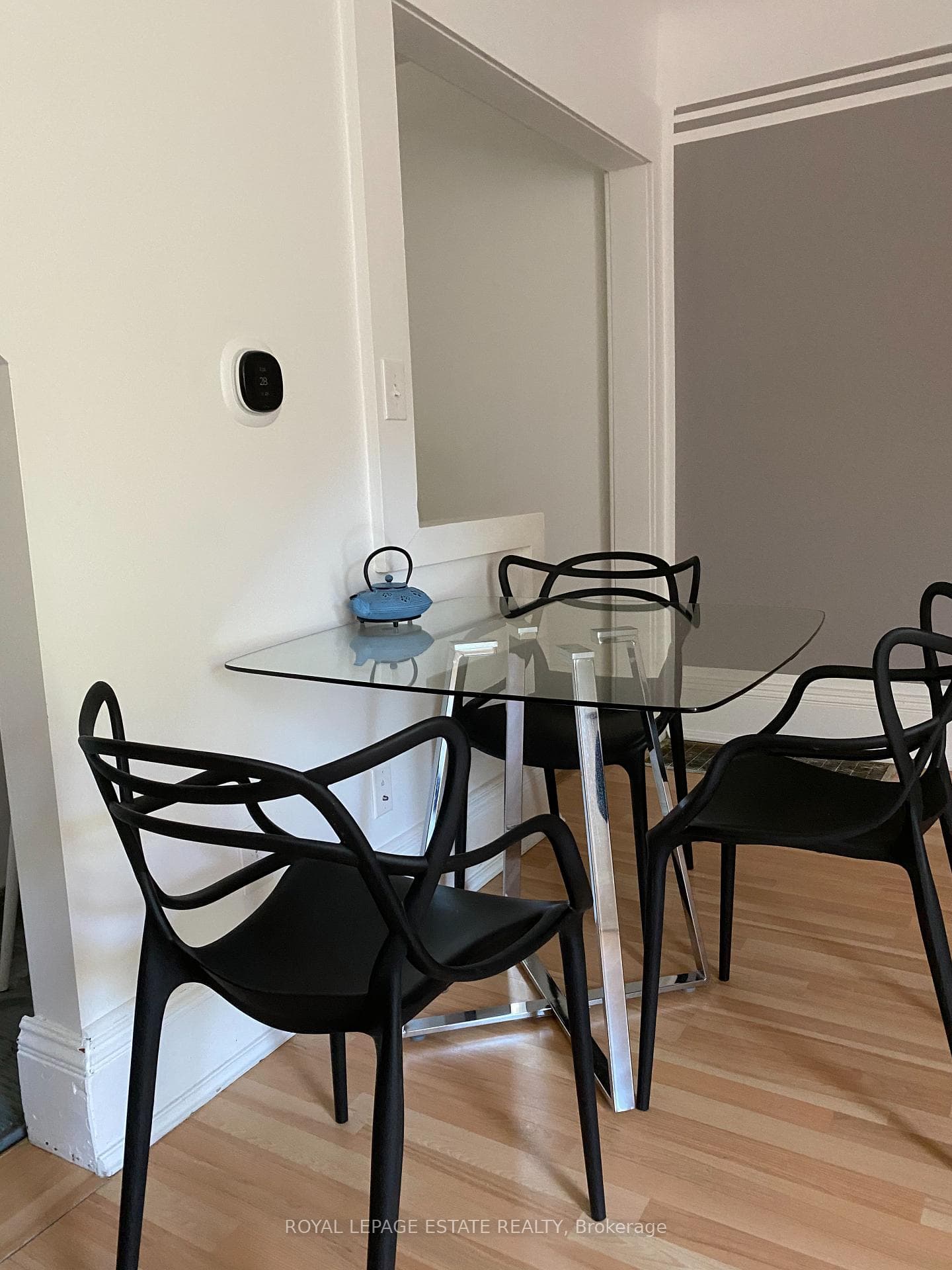 41 Dearbourne Avenue photo 10