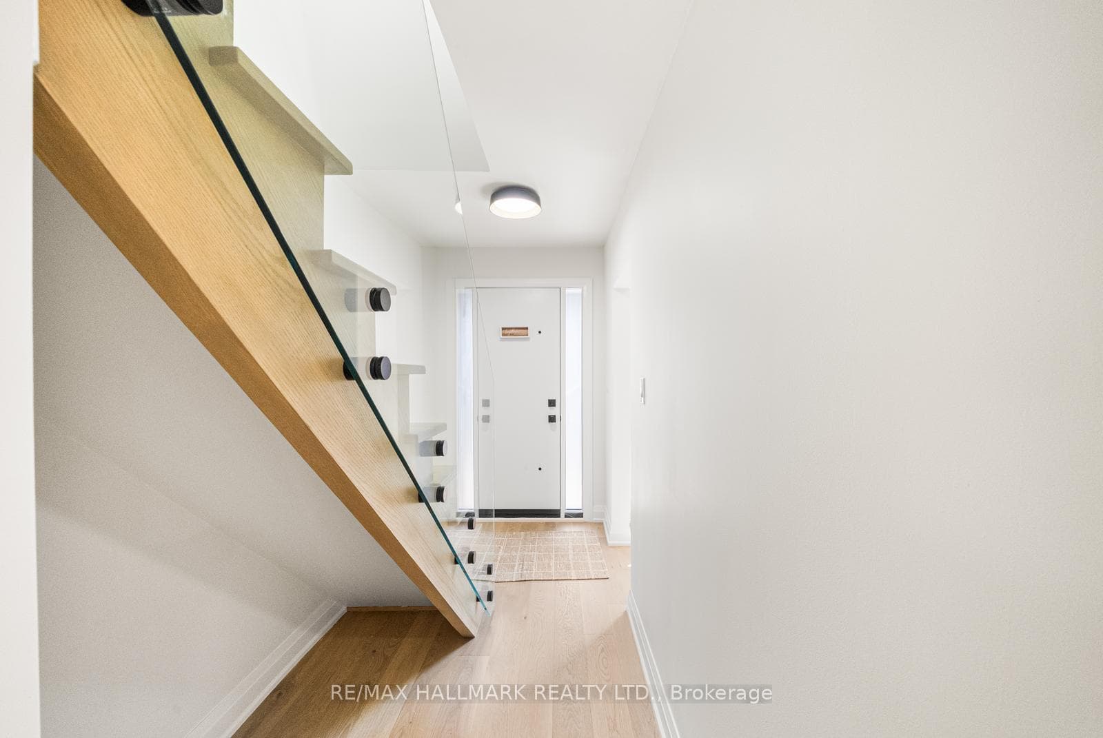 50 Watson Avenue photo 7