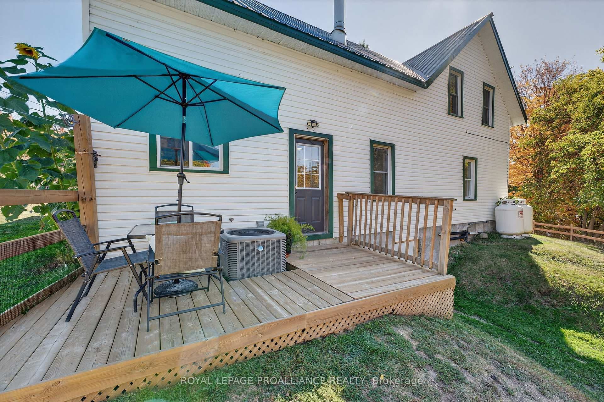 1103 Cronk Road photo 32