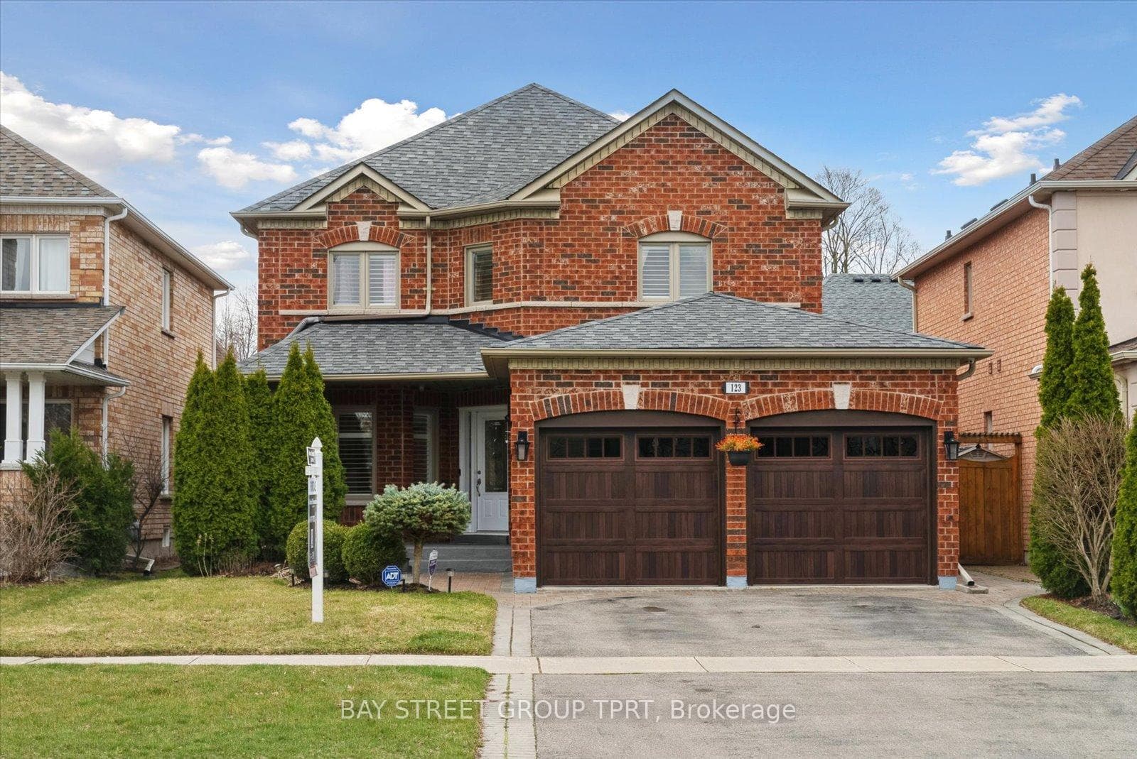 123 Canyon Hill Avenue photo 1