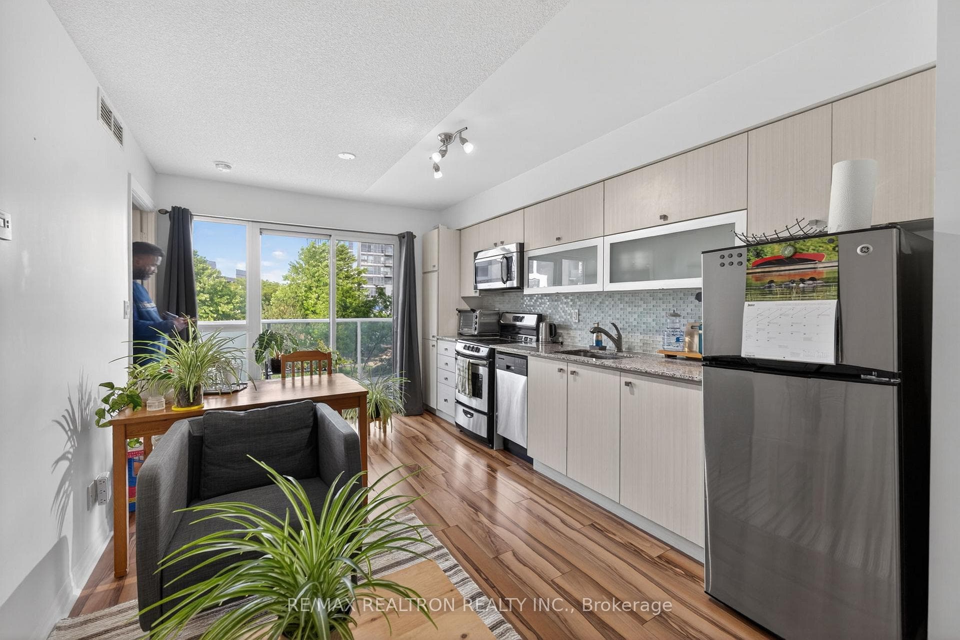 275 Yorkland Road Unit 209 photo 11