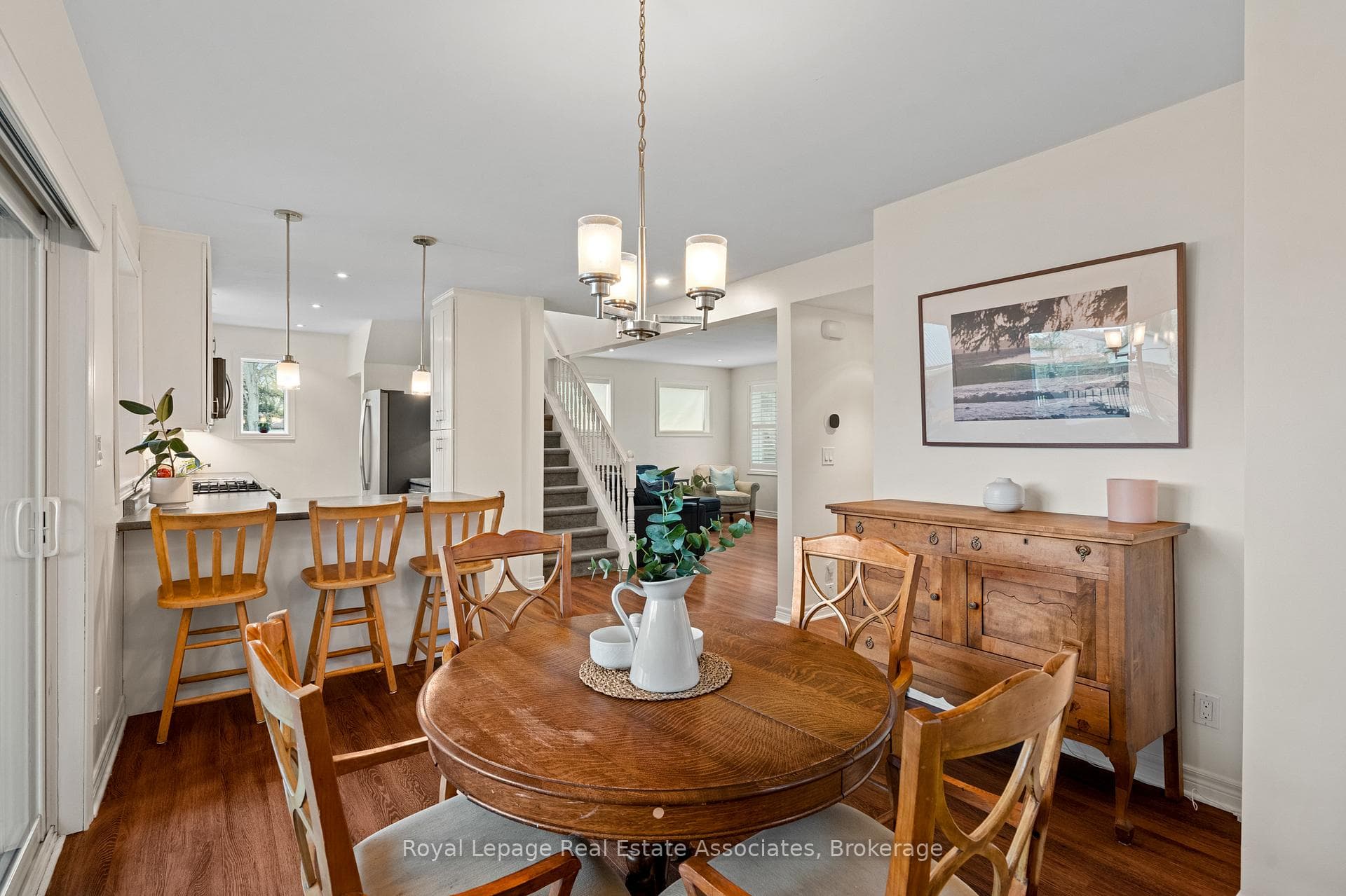 905 Church Street photo 7