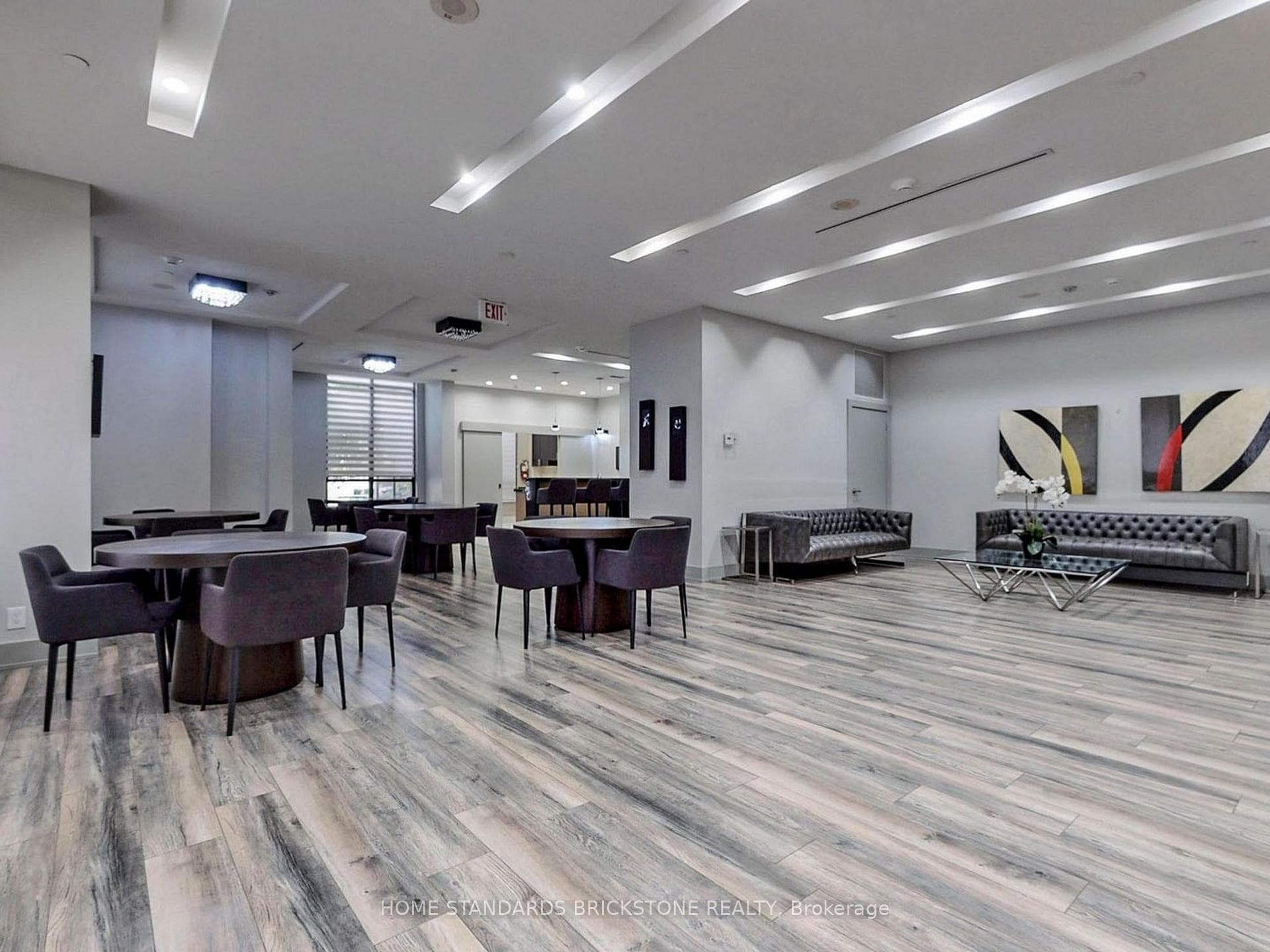 1 De Boers Drive Unit 1210 photo 36