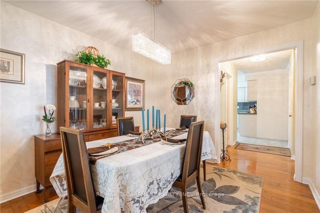 3336 Jordan Avenue photo 5