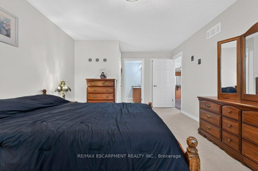 22 Jenny Crescent Unit 18 photo 19