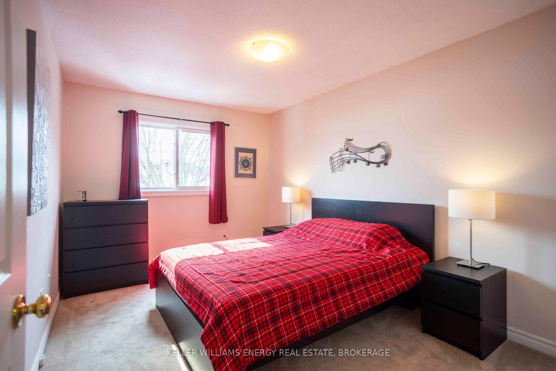 10 Bassett Boulevard Unit 186 photo 11