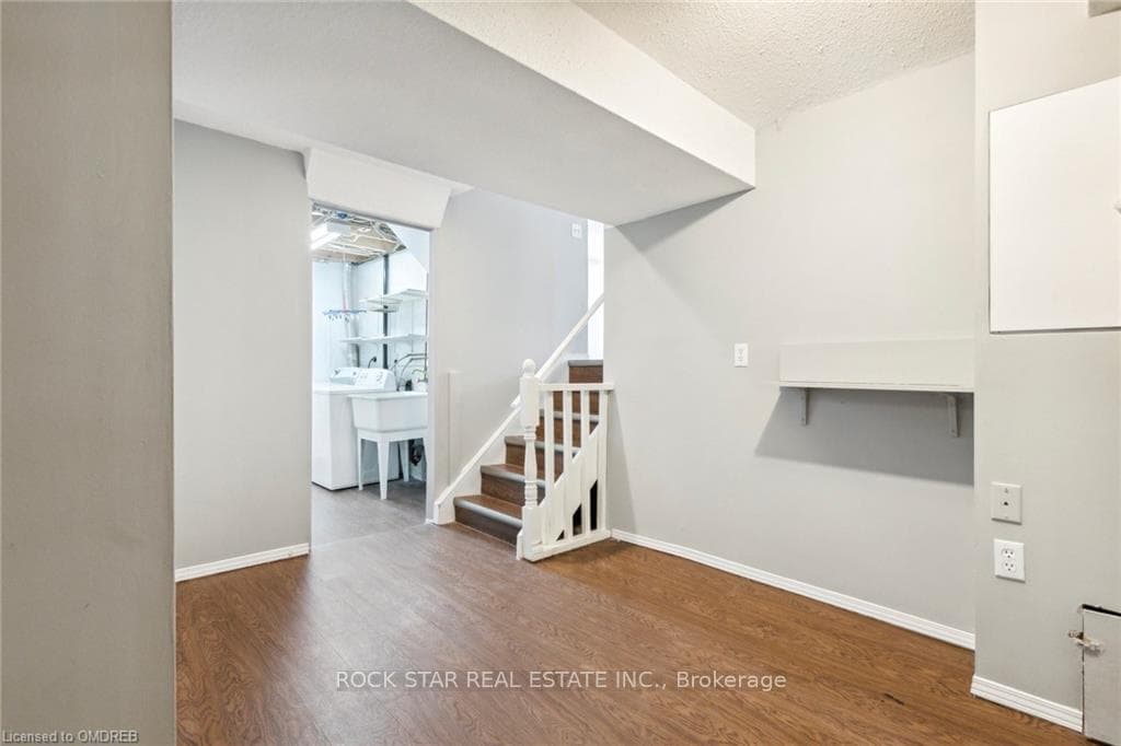 69 Edgemere Drive photo 6