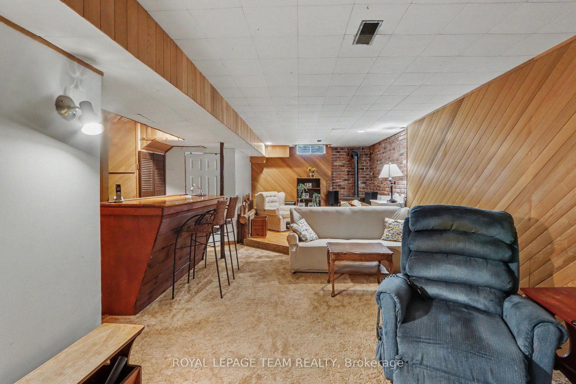 95 Seabrooke Drive photo 22