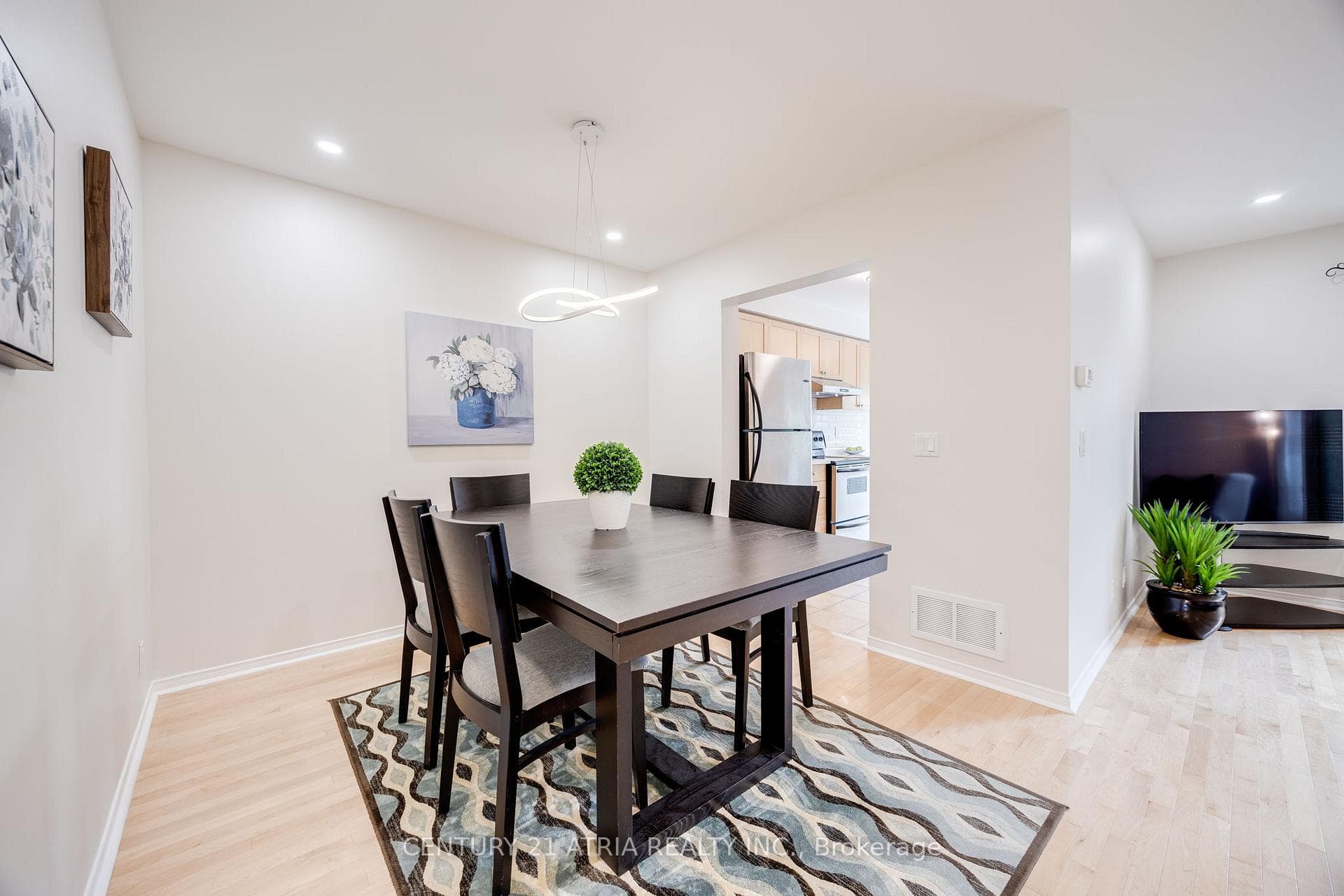 64 Bilbrough Street photo 8